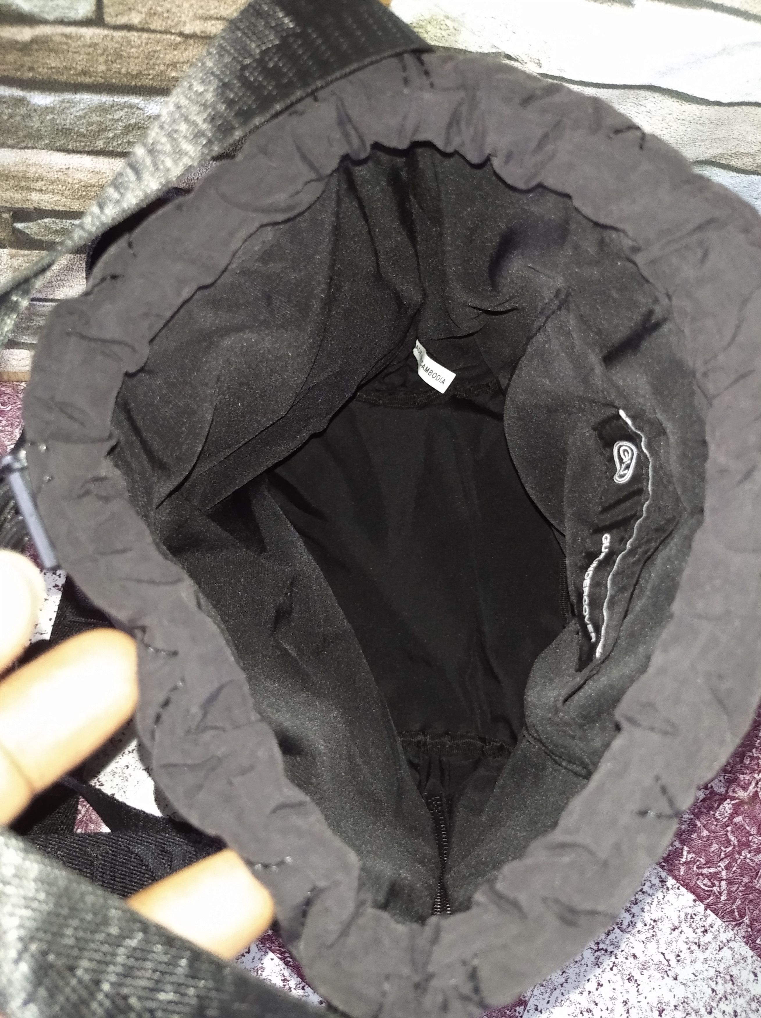 GU × Japanese Brand × Undercover Gu X undercover collaboration kosmik noise bag Size ONE SIZE - 6 Thumbnail
