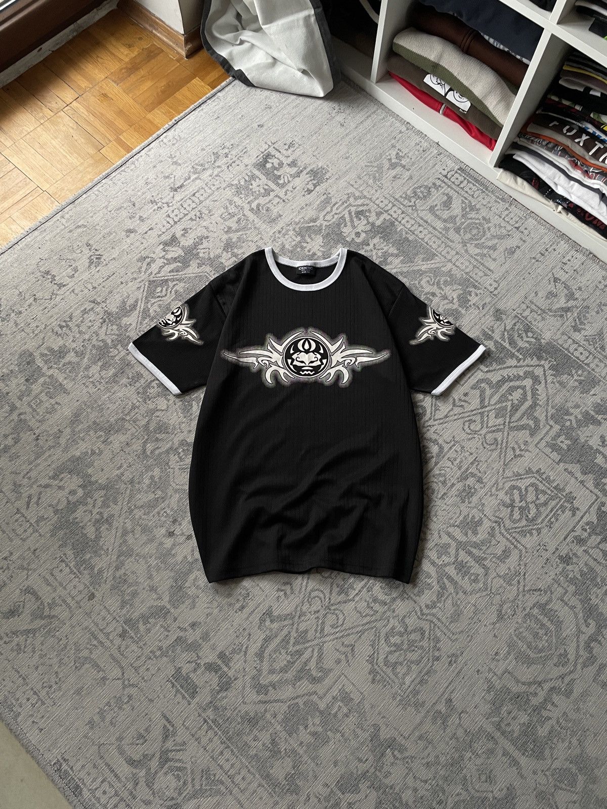 Other Vintage Avant Garde Tribal T-Shirt Big Logo Affliction Japan Size US M / EU 48-50 / 2 - 1 Thumbnail
