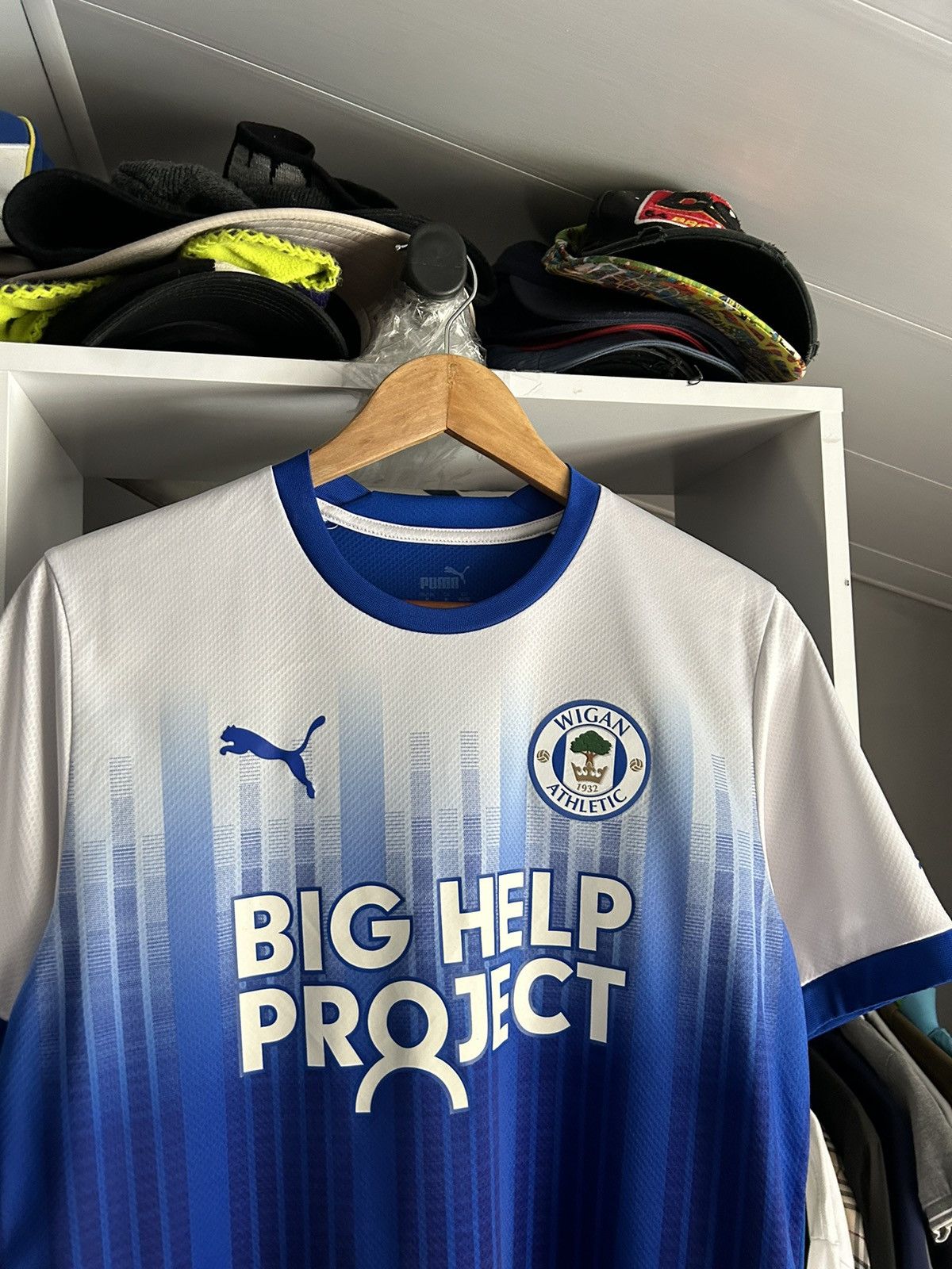 Other Wigan 2022/23 Home Puma soccer jersey shirt Size US M / EU 48-50 / 2 - 2 Thumbnail