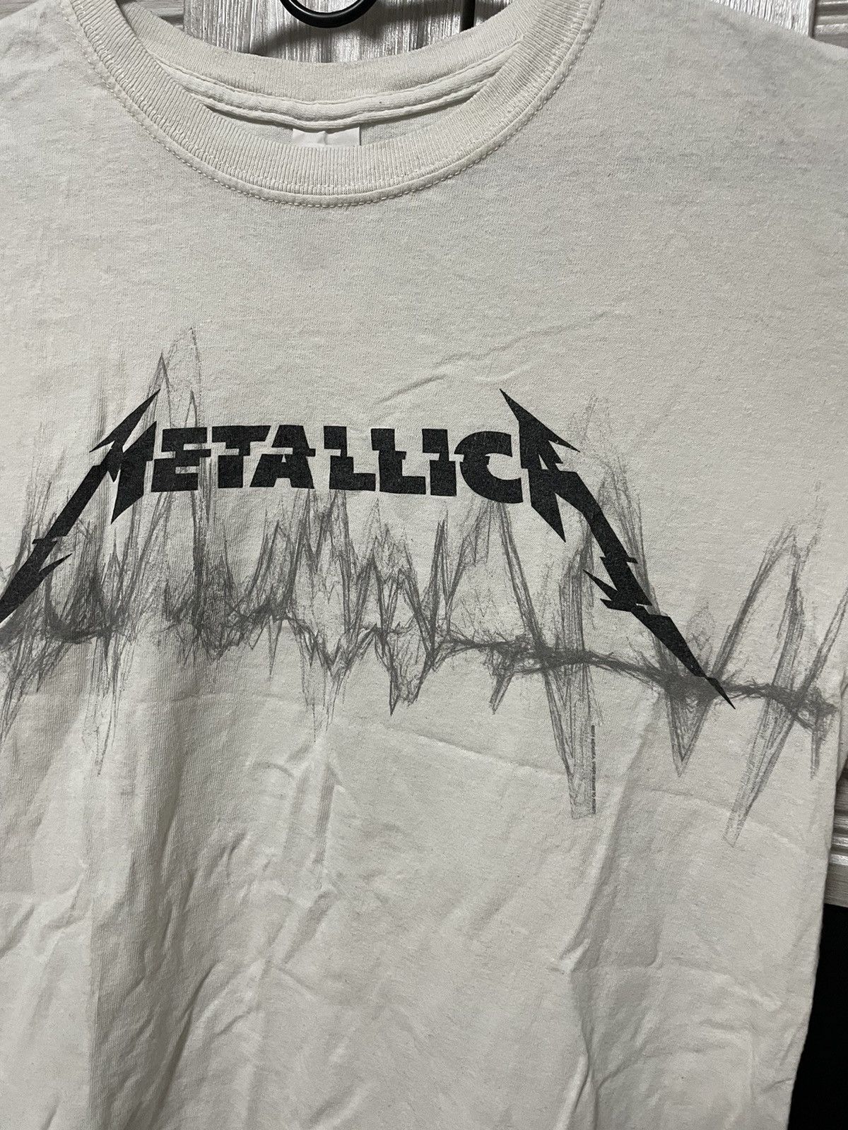 Band Tees Vintage 00s Metallica Worldwired Tee Band T Shirt Size US M / EU 48-50 / 2 - 4 Thumbnail