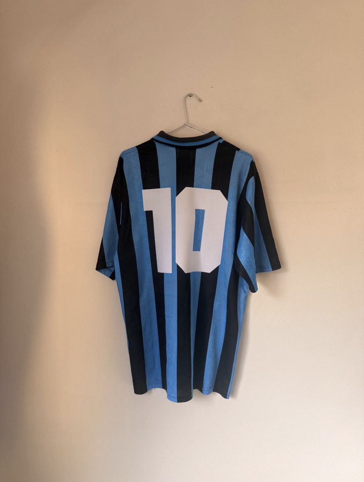 Umbro 1993-94 Umbro Inter Milan Home Football Shirt Italy Size L Size US L / EU 52-54 / 3 - 2 Thumbnail