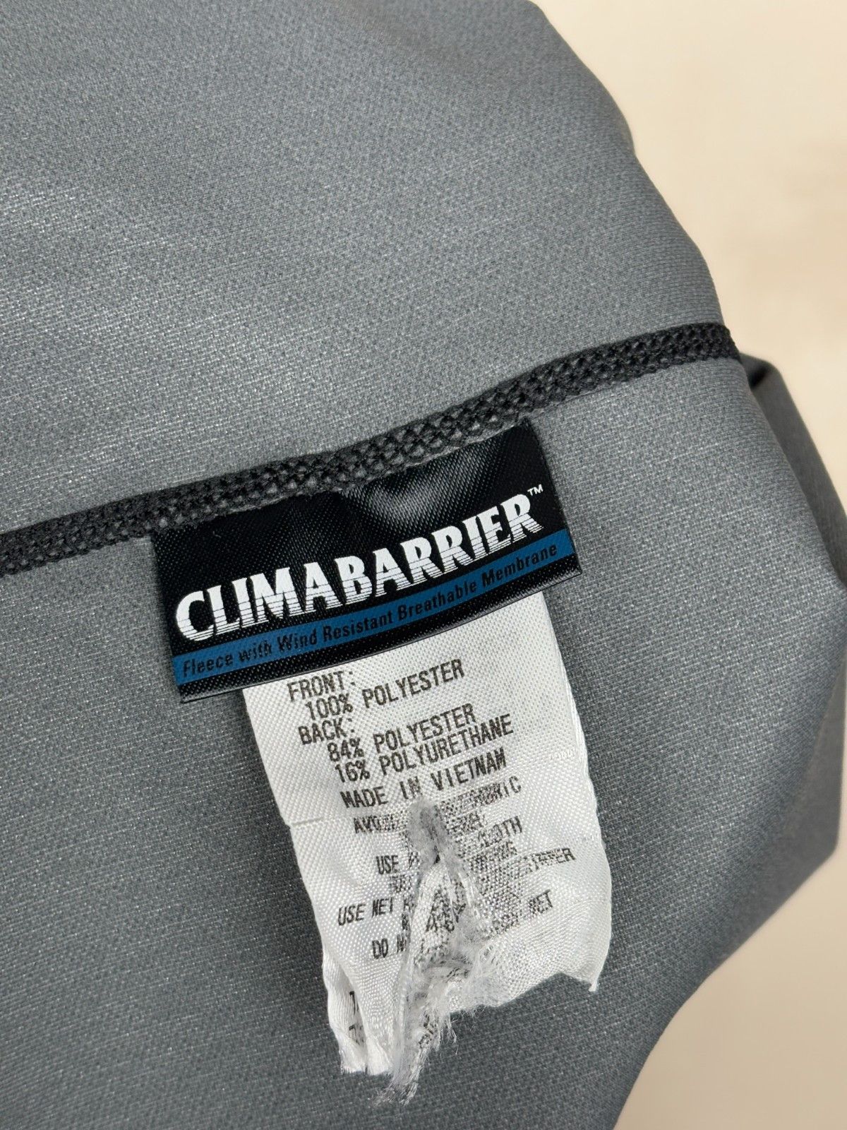 Montbell Montbell Cross Runner Jacket Climabarrier Windbreaker Size US L / EU 52-54 / 3 - 14 Thumbnail