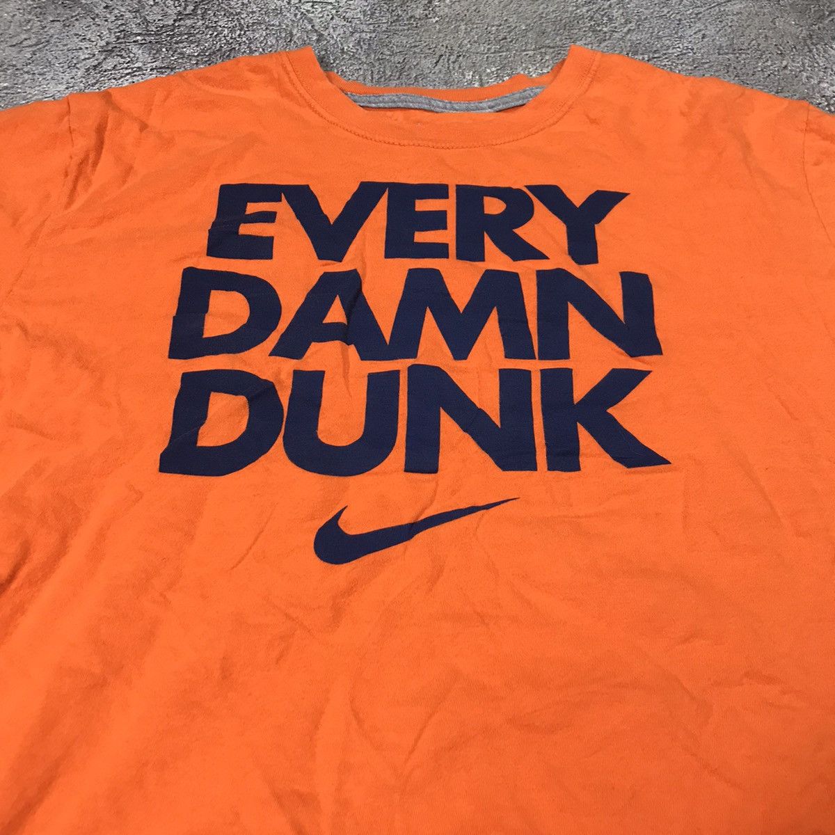 Vintage Vintage Nike Every Damn Dunk Graphic Tee Streetwear Boxy XL Size US XL / EU 56 / 4 - 2 Thumbnail