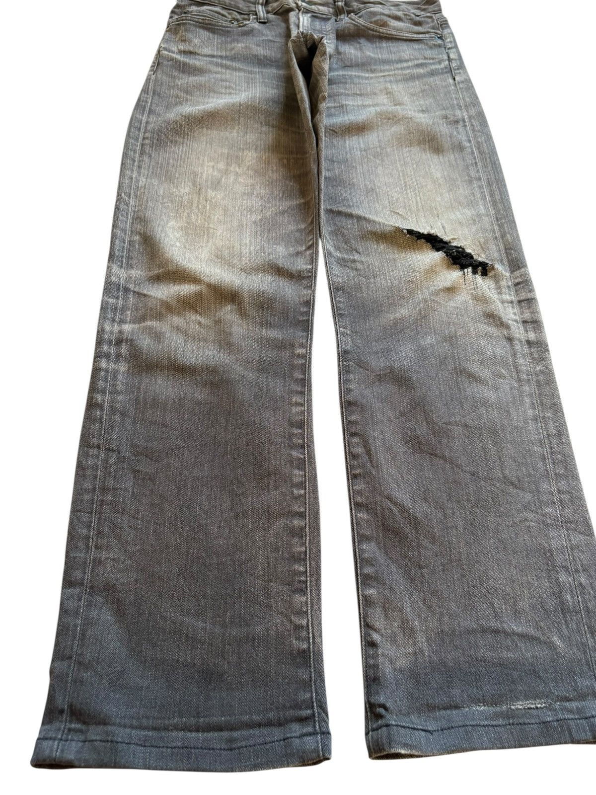 Japanese Brand × Jun Takahashi × Uniqlo Vintage Uniqlo Rusty Mud Wash Distressed Ripped Jeans Size US 31 - 6 Thumbnail