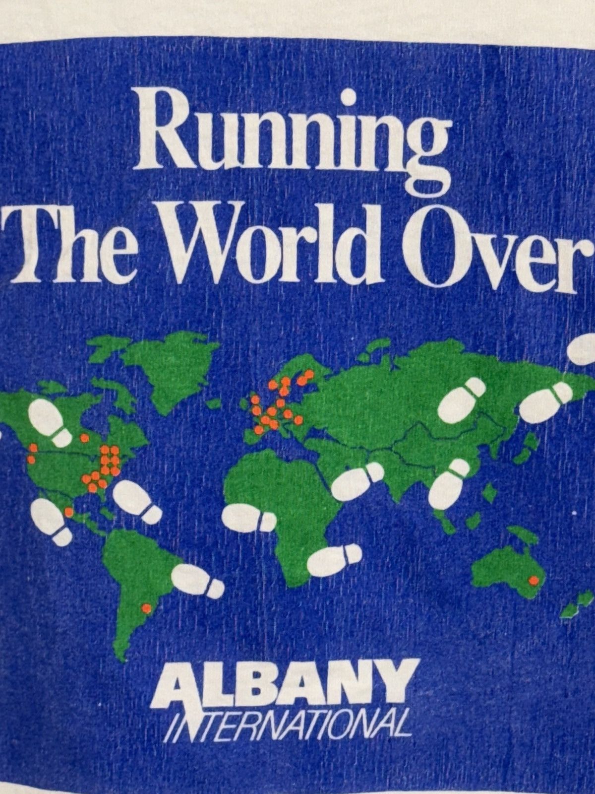Fruit Of The Loom × Vintage Vintage 90s Albany International Running the World Over tee Size US L / EU 52-54 / 3 - 6 Thumbnail