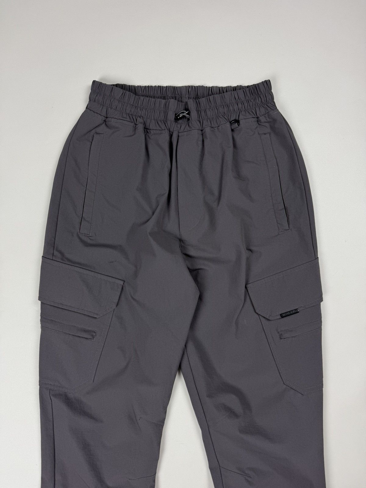 Represent Clo. 247 Represent Men’s Nylon Cargo Pants Joggers Size Xs Size US 28 / EU 44 - 7 Thumbnail