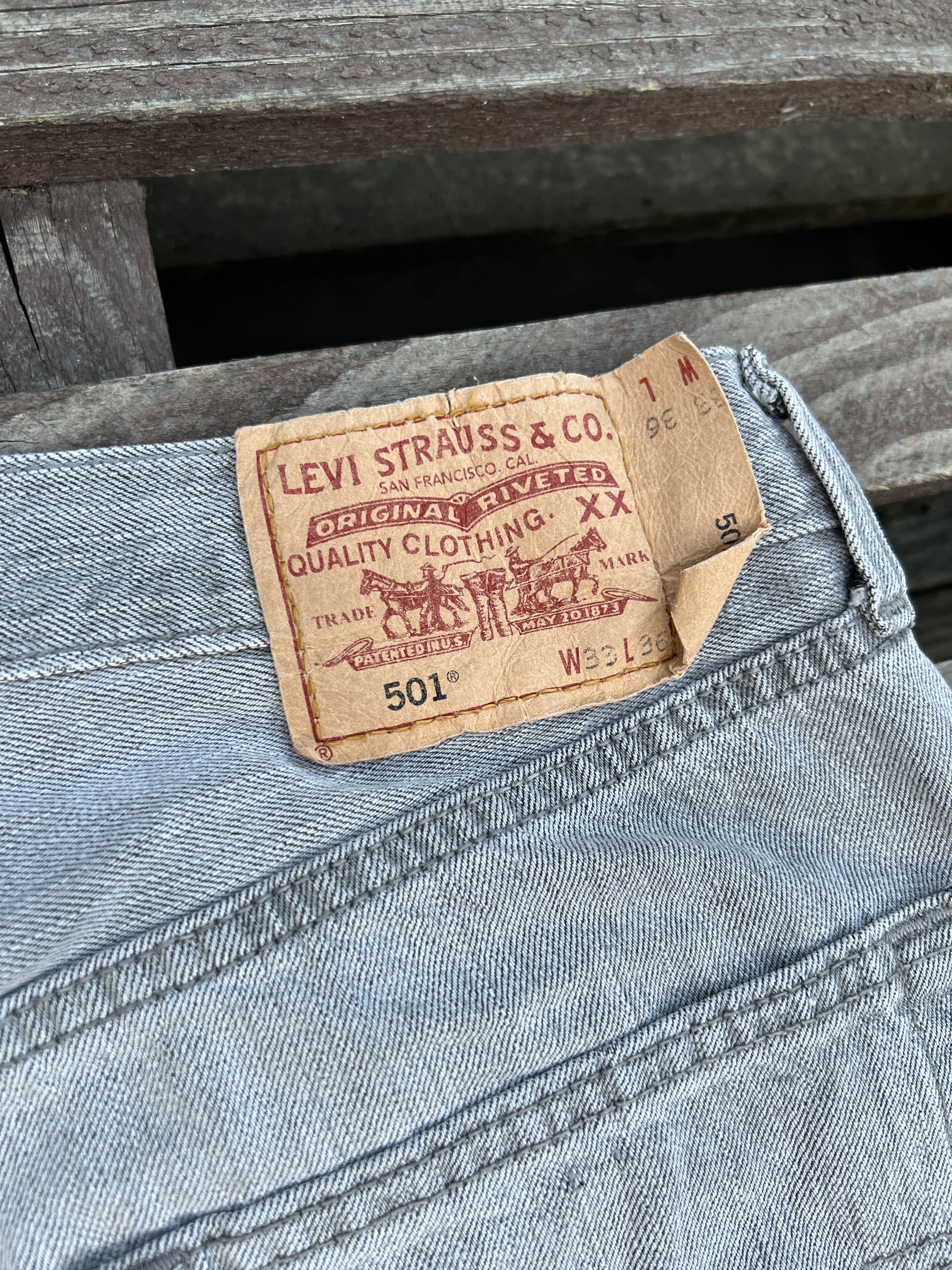 Levi's Levis 501 Vintage Gray Denim Jeans Size W33 L36 Size US 33 - 3 Thumbnail