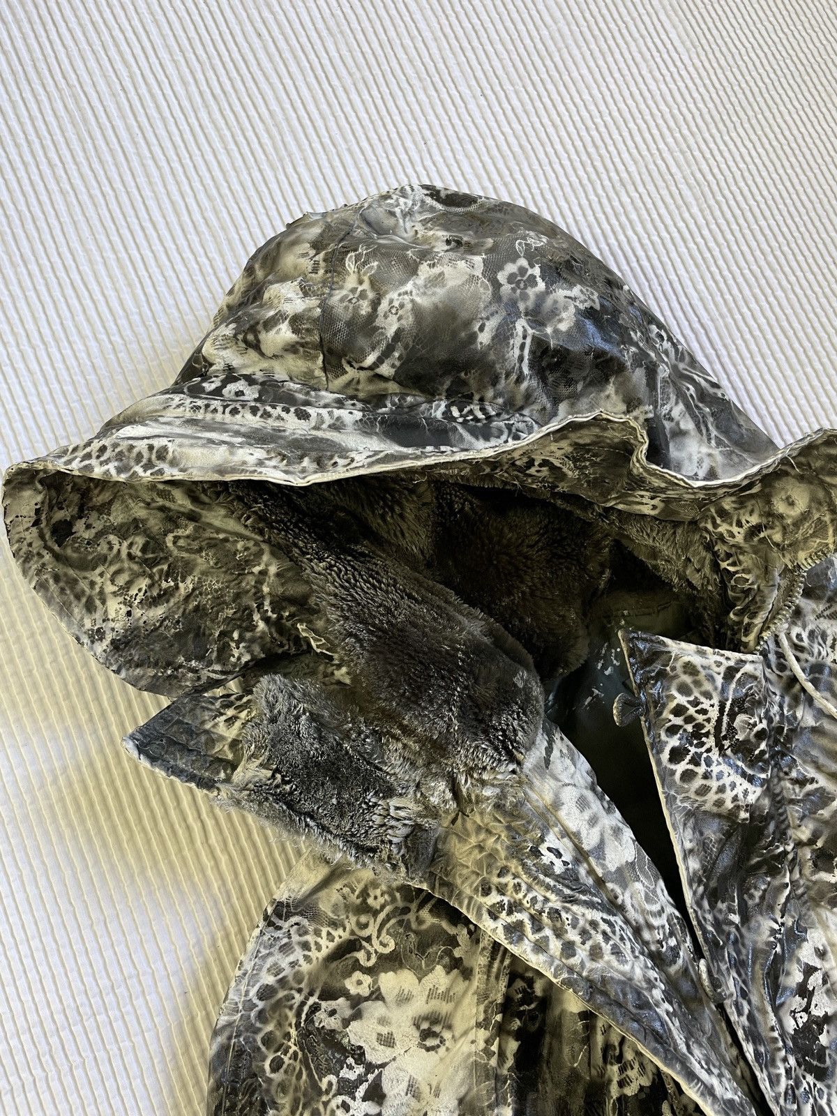 Handmade Perfect Sexy Print Parka Size US XL / EU 56 / 4 - 10 Thumbnail
