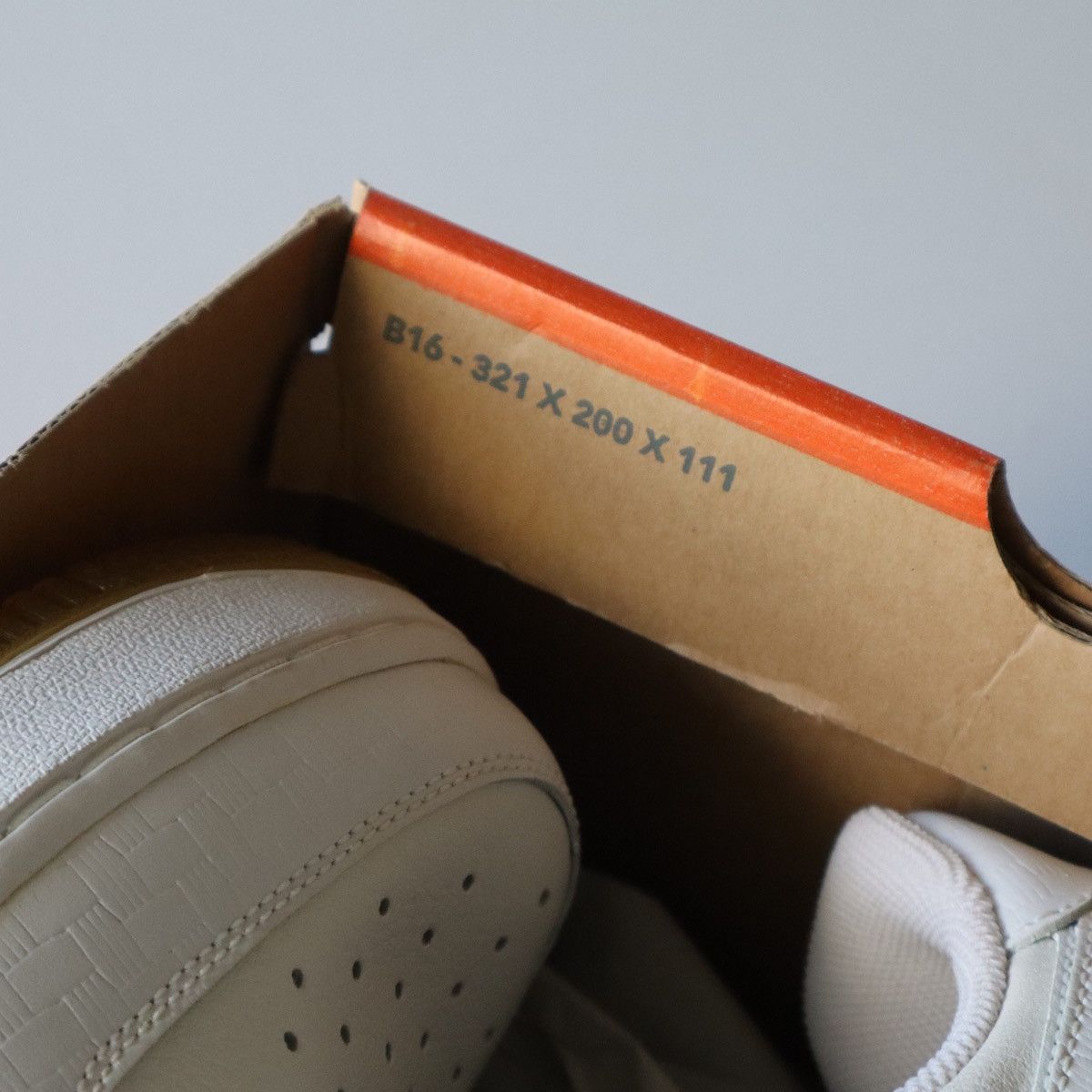 Nike 2005 Nike Air Force 1 AF1 Deadstock Brand New Size 9 Size US 9 / EU 42 - 24 Thumbnail