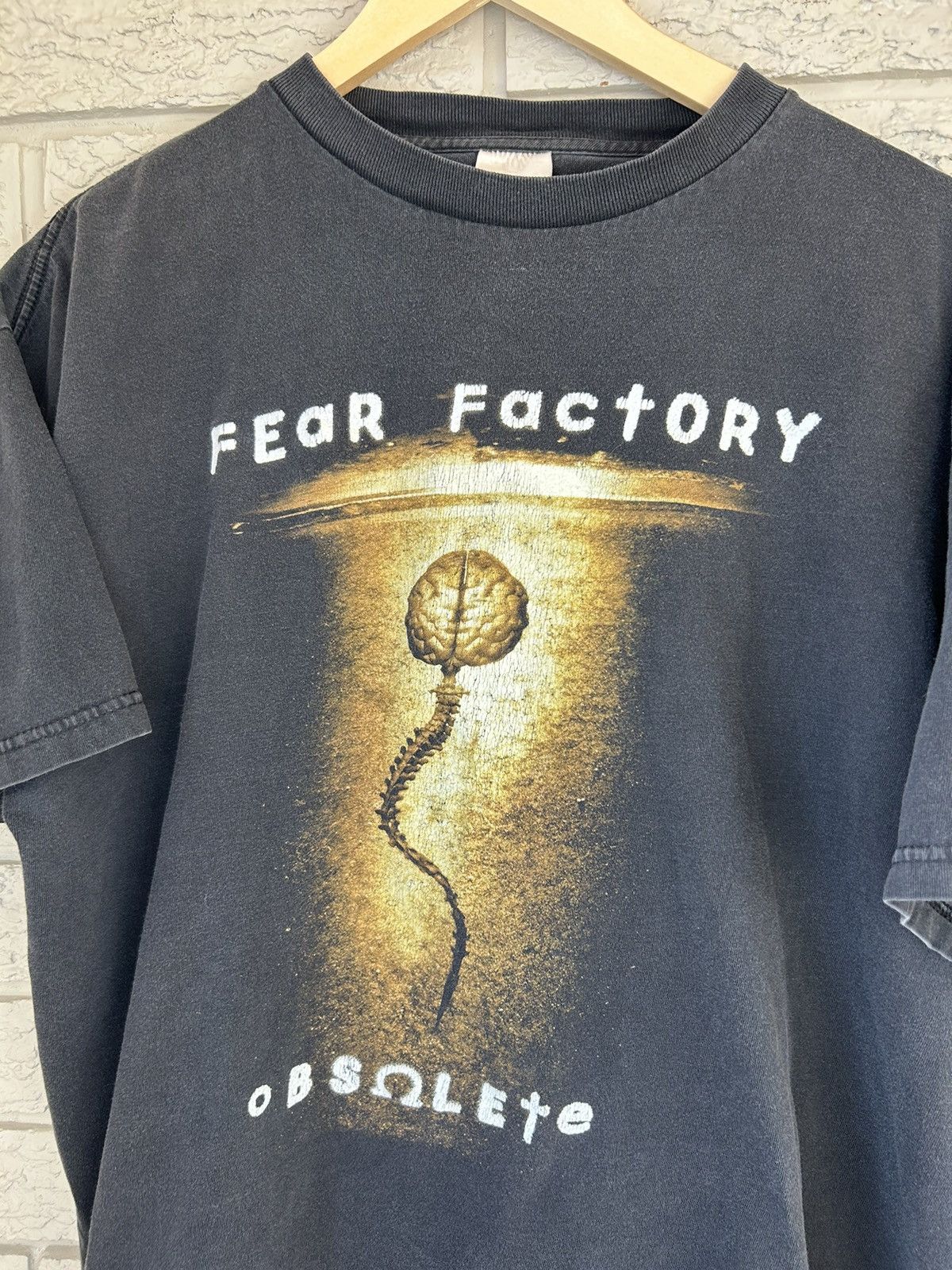 Band Tees × Vintage Vintage Fear Factory Obsolete Sun Faded T Shirt RARE Size US L / EU 52-54 / 3 - 2 Thumbnail