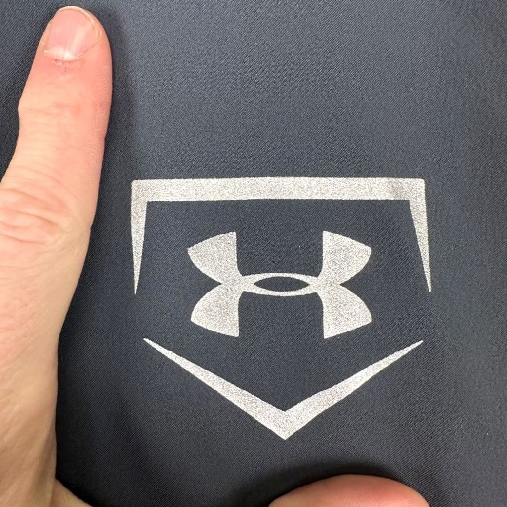 Under Armour Under Armour AllSeasonGear Pullover Jacket Mens Small Quarter Zip Short Sleeve Gray Activewear Casual Sportswear Shirt Mens Size US S / EU 44-46 / 1 - 6 Thumbnail