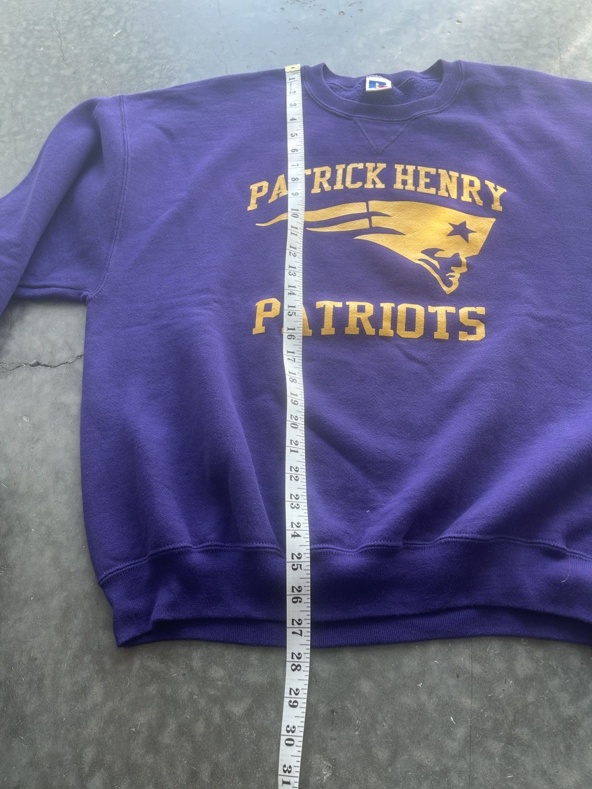 Russell Athletic × Vintage Vintage 90s Russell Patrick Henry Patriots Sweatshirt Size US XL / EU 56 / 4 - 6 Thumbnail