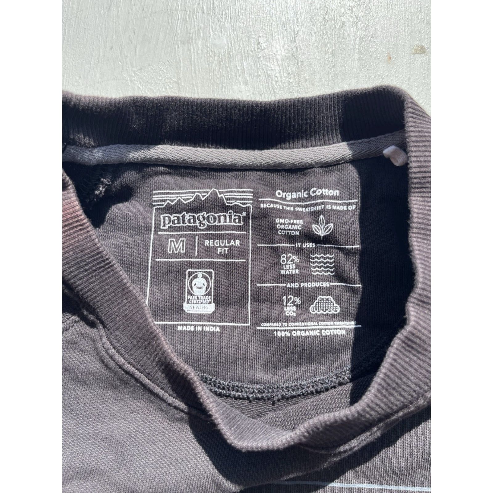 Patagonia Patagonia Sweatshirt Black Solid Logo M Spell-Out Outdoor Hike Camp STAINed Mens Regular Size M Knit-Chunky All Seasons Long Sleeve Size US M / EU 48-50 / 2 - 3 Thumbnail