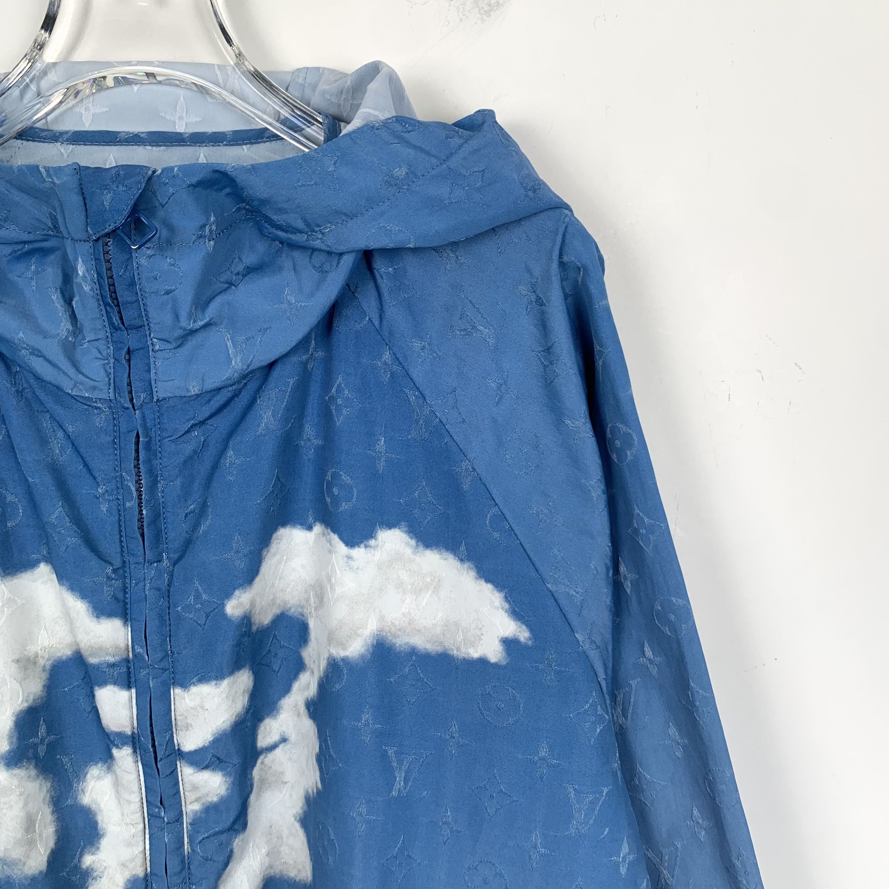 Louis Vuitton Louis Vuitton Blue Gradient Monogram Hooded Jacket Size US L / EU 52-54 / 3 - 3 Thumbnail