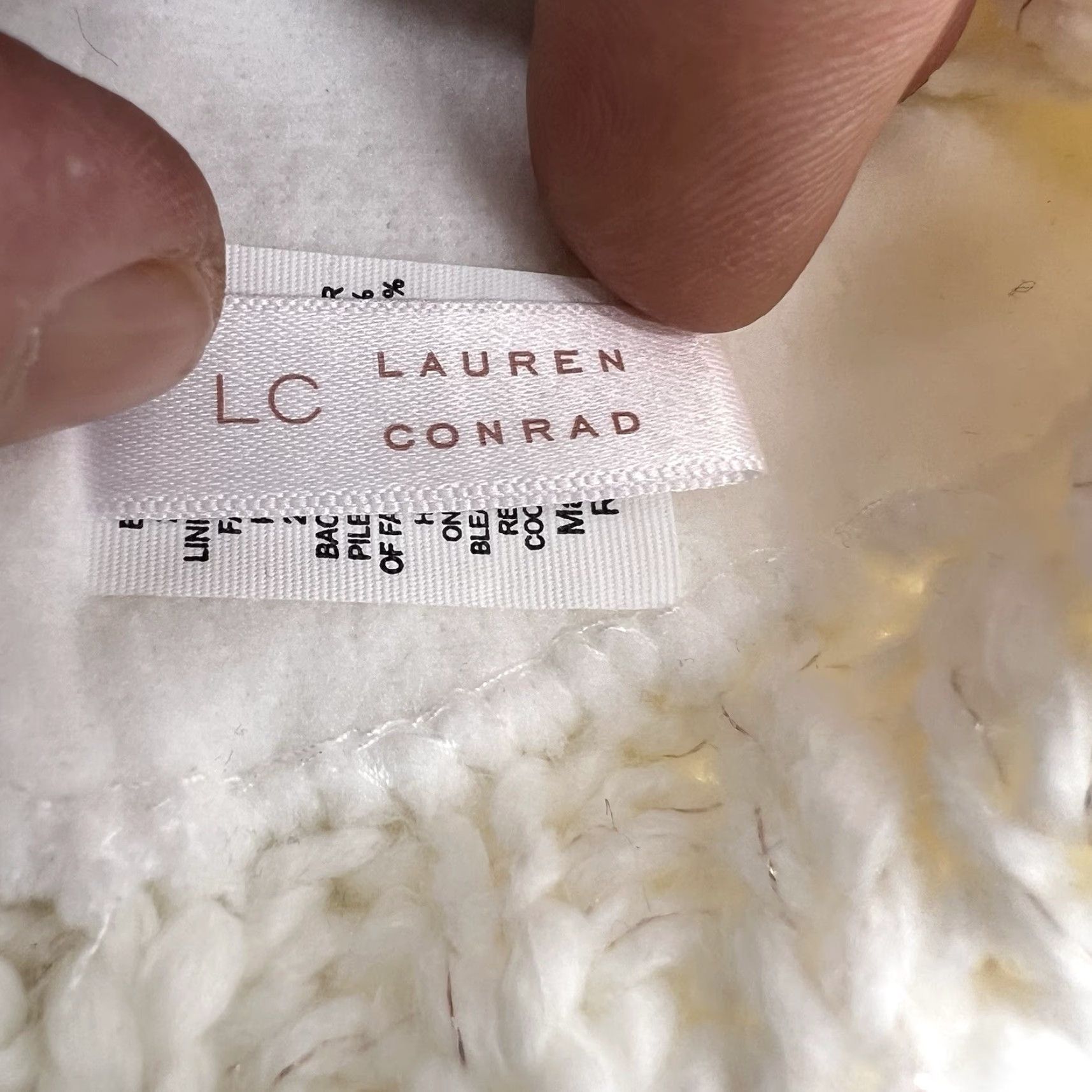 Lauren Conrad Lauren Conrad HaT Beenie Stocking Hat Ivory One Size Fur Trim Knit Accessories Women City Outdoor Ski Winter Size ONE SIZE - 7 Thumbnail