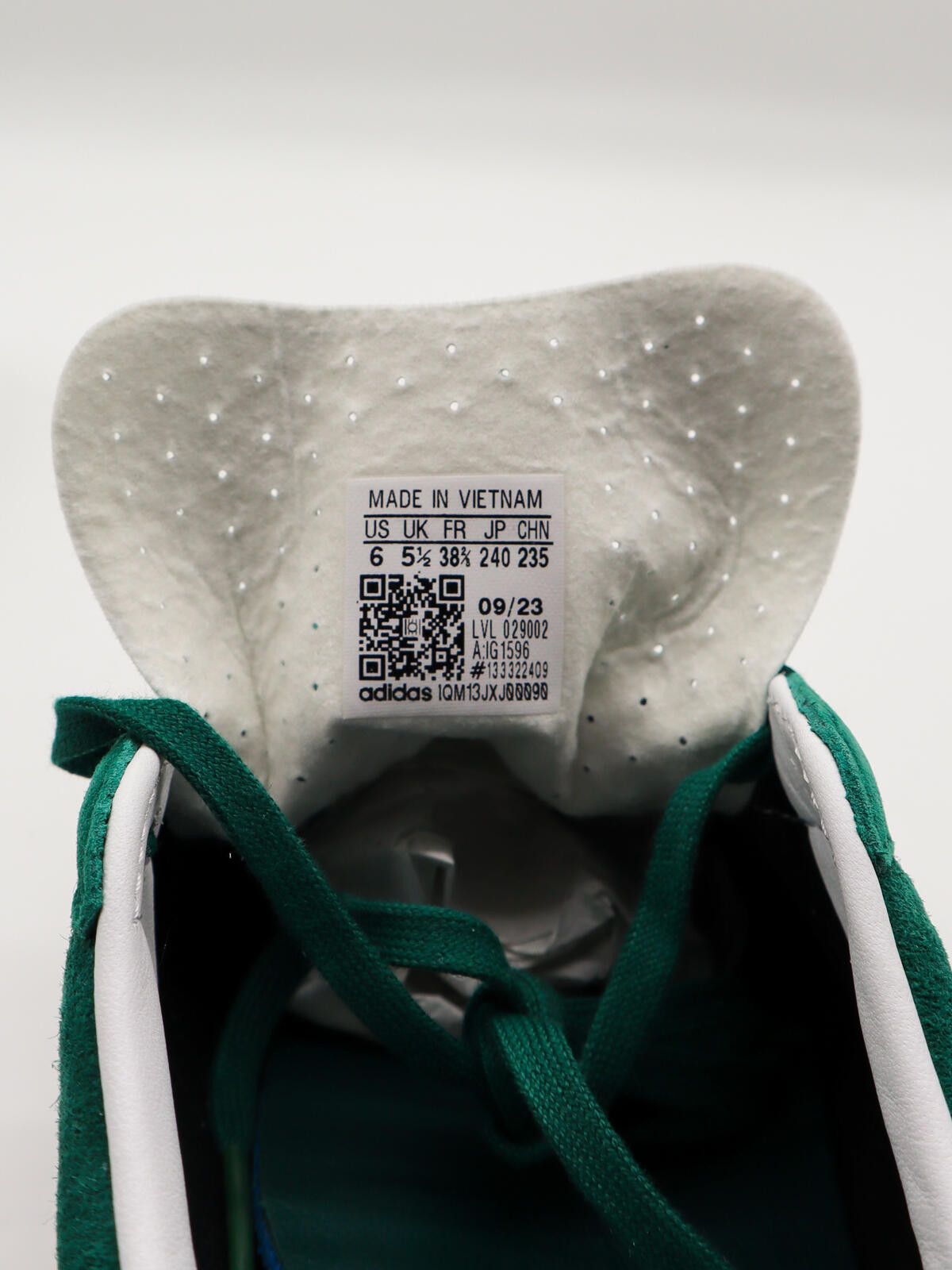 Adidas adidas Originals Gazelle Indoor - IG1596 - UK 5.5 Size US 6.5 / EU 39-40 - 4 Thumbnail