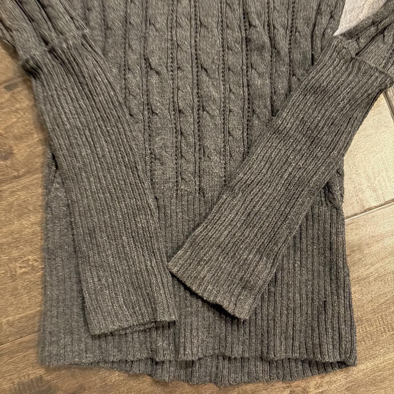 American Eagle Outfitters VTG Y2K American Eagle Cable Knit V Neck Grey Long Sleeve S Size S / US 4 / IT 40 - 2 Thumbnail