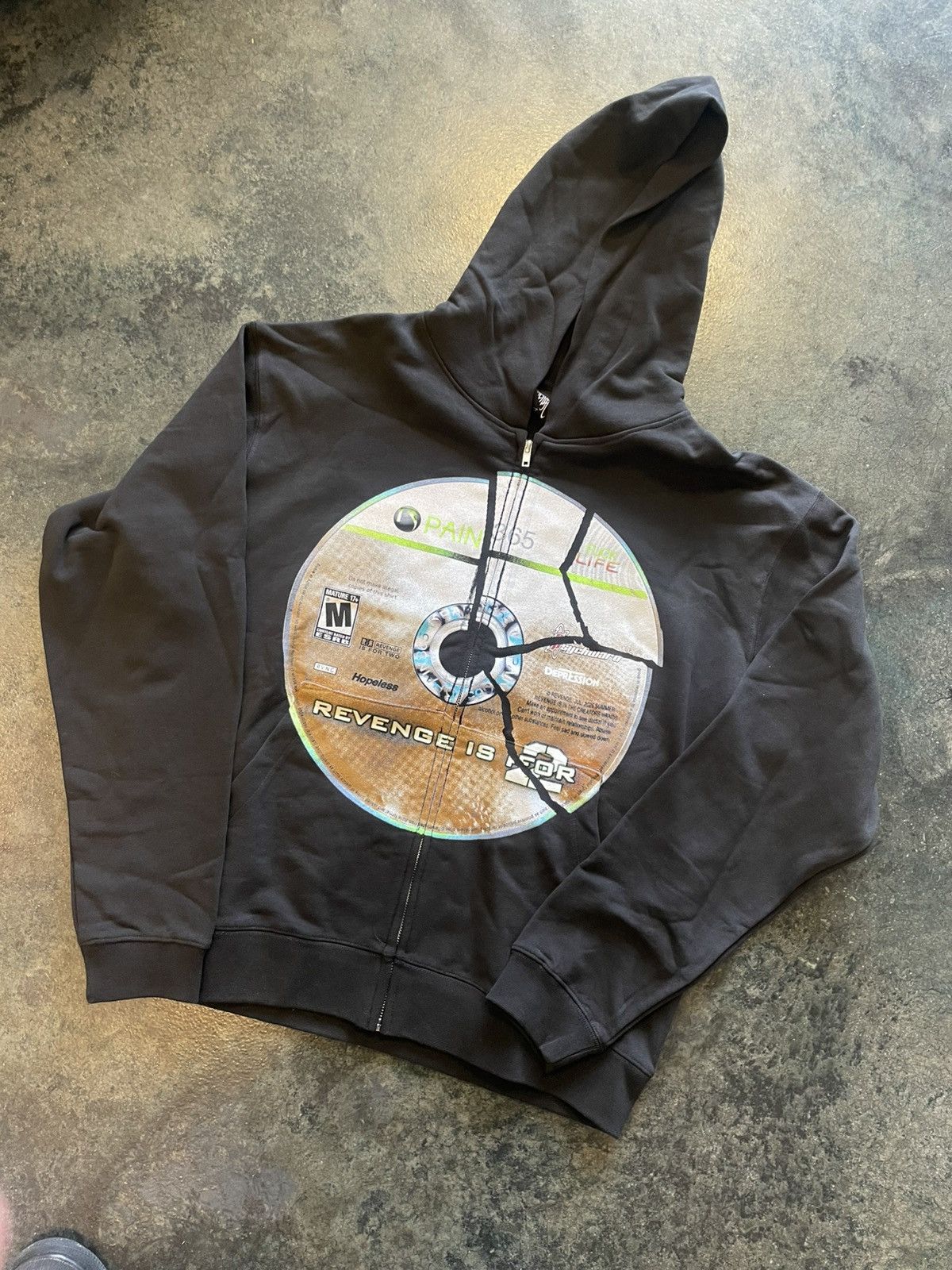 Revenge Revenge No Russian Zip Up Size US L / EU 52-54 / 3 - 1 Thumbnail