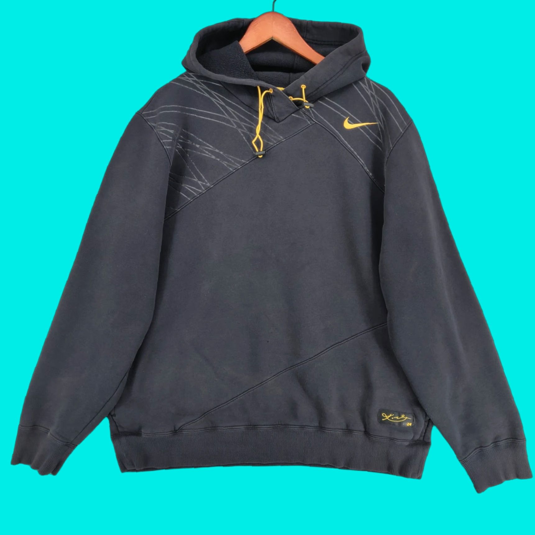Nike VINTAGE Nike Hoodie Mens L Black Kobe Bryant Mamba Adult Pullover Sweatshirt Size US L / EU 52-54 / 3 - 1 Thumbnail
