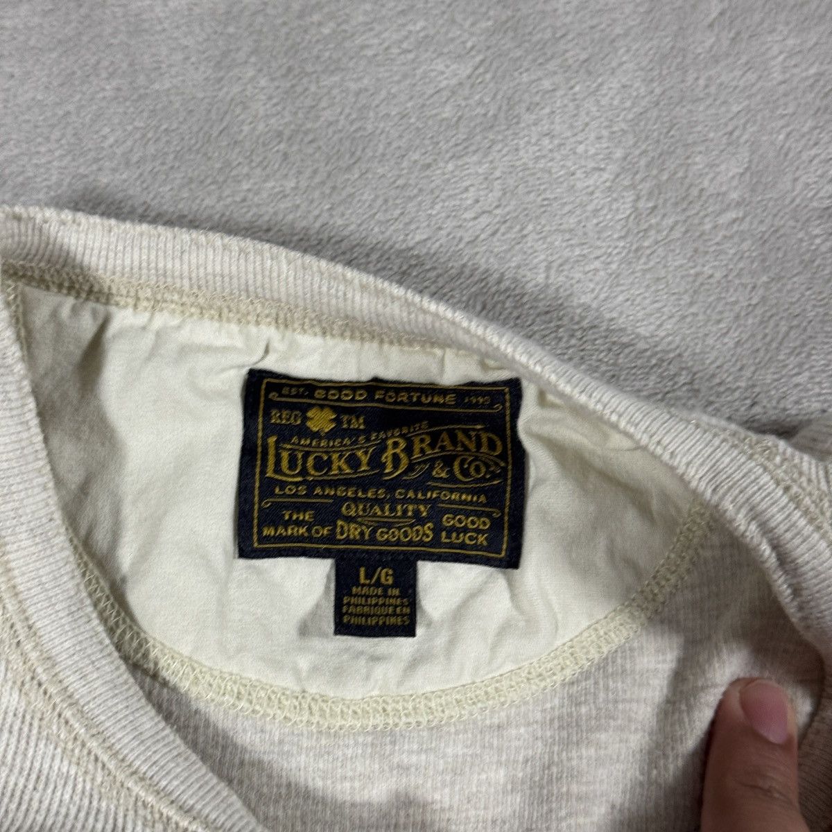 Lucky Brand Vintage Y2K Lucky Brand Beige Henley Shirt Mens Large Size US L / EU 52-54 / 3 - 4 Thumbnail