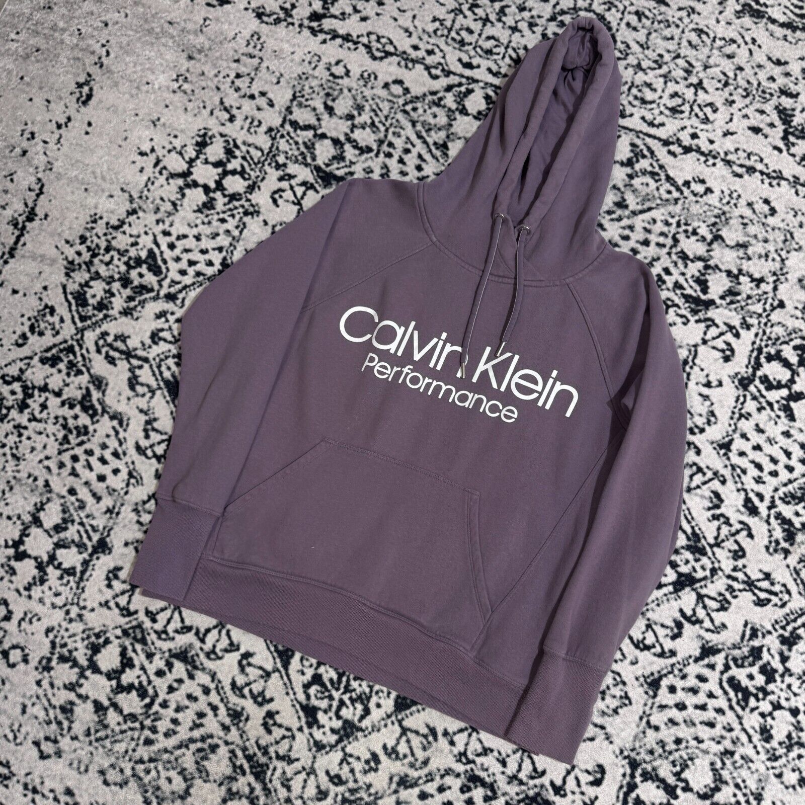 Calvin Klein × Vintage Vintage Calvin Klein Purple Cotton Hoodie Size S Y2k Logo Size US S / EU 44-46 / 1 - 1 Thumbnail