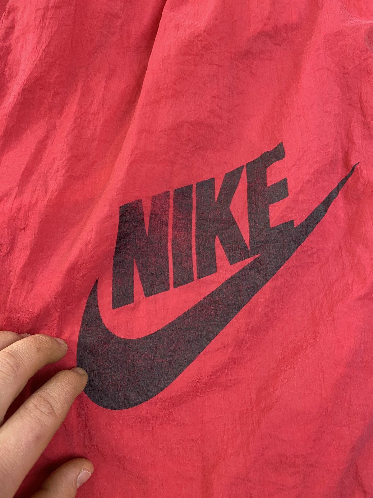 Nike × Vintage Vintage Nike Nylon Shorts 90s Big Logo Swoosh Men Red Size US 36 / EU 52 - 13 Thumbnail