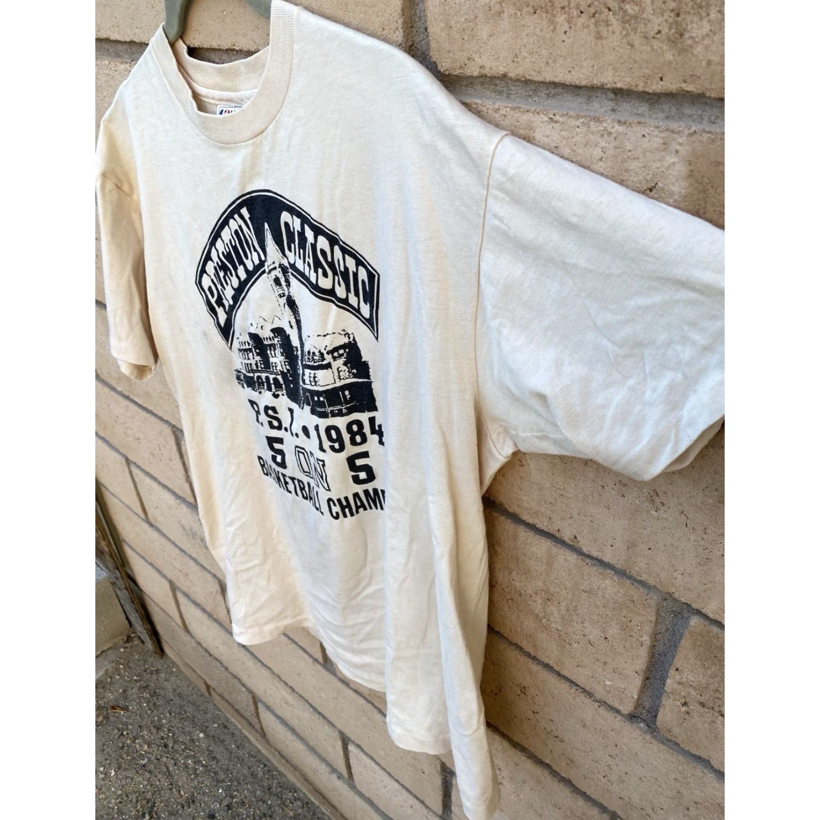 Hanes VINTAGE Hanes Preston Classic PSI 5 On 5 Basketball Champion T Shirt XL Beige 80s 1980s Mens Tee Size US XL / EU 56 / 4 - 4 Thumbnail