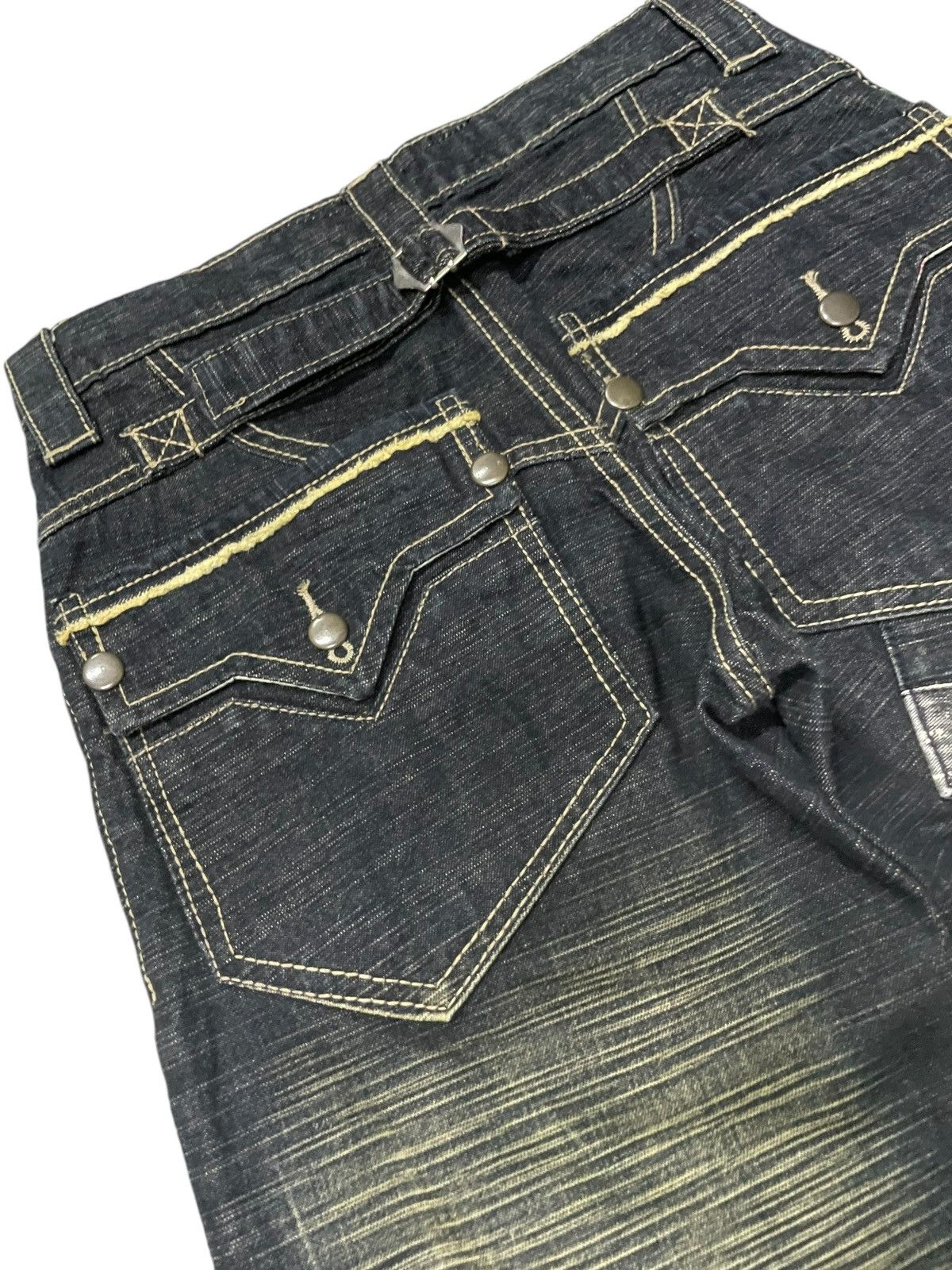 Japanese Brand Jeans De Art Mud Wash Whiskers Loose Jeans Size US 29 - 15 Thumbnail