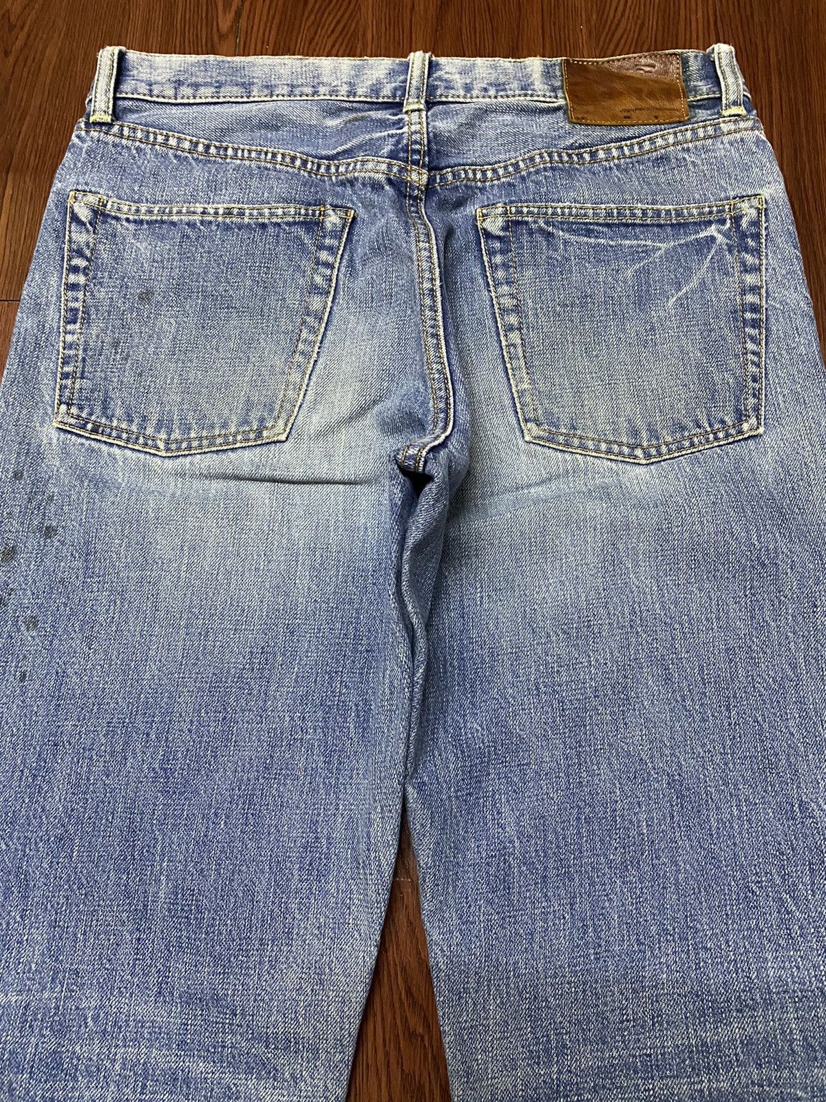 Japanese Brand Vintage Japanese Brand Light Wash Distressed Grunge Jeans Size US 31 - 10 Thumbnail