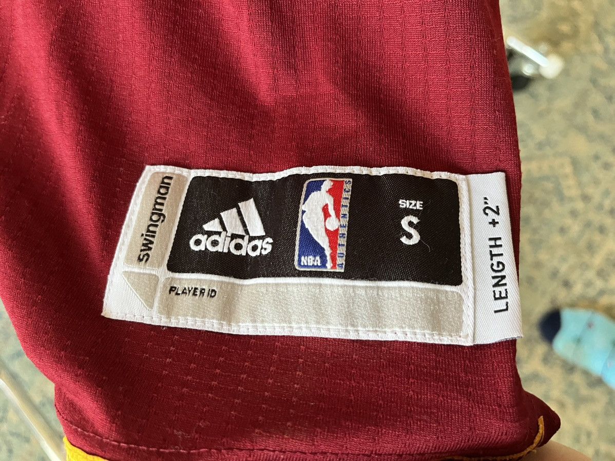 Adidas × NBA Cleveland Cavaliers adidas - Isaiah Thomas #3 Size US S / EU 44-46 / 1 - 2 Thumbnail