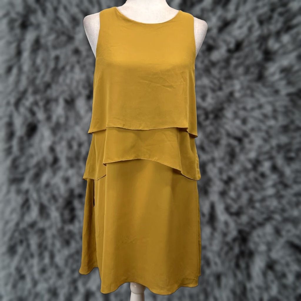 Banana Republic Banana Republic Yellow Sleeveless Tiered Crepe Sheath Dress Women's Size 6 Knee Length Mustard Pockets Size M / US 6-8 / IT 42-44 - 1 Thumbnail