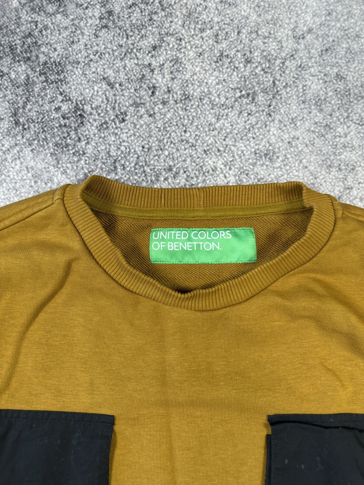 United Colors Of Benetton Benetton Pocket Sweatshirt Streetwear Style Casual Italy L Size US L / EU 52-54 / 3 - 4 Thumbnail
