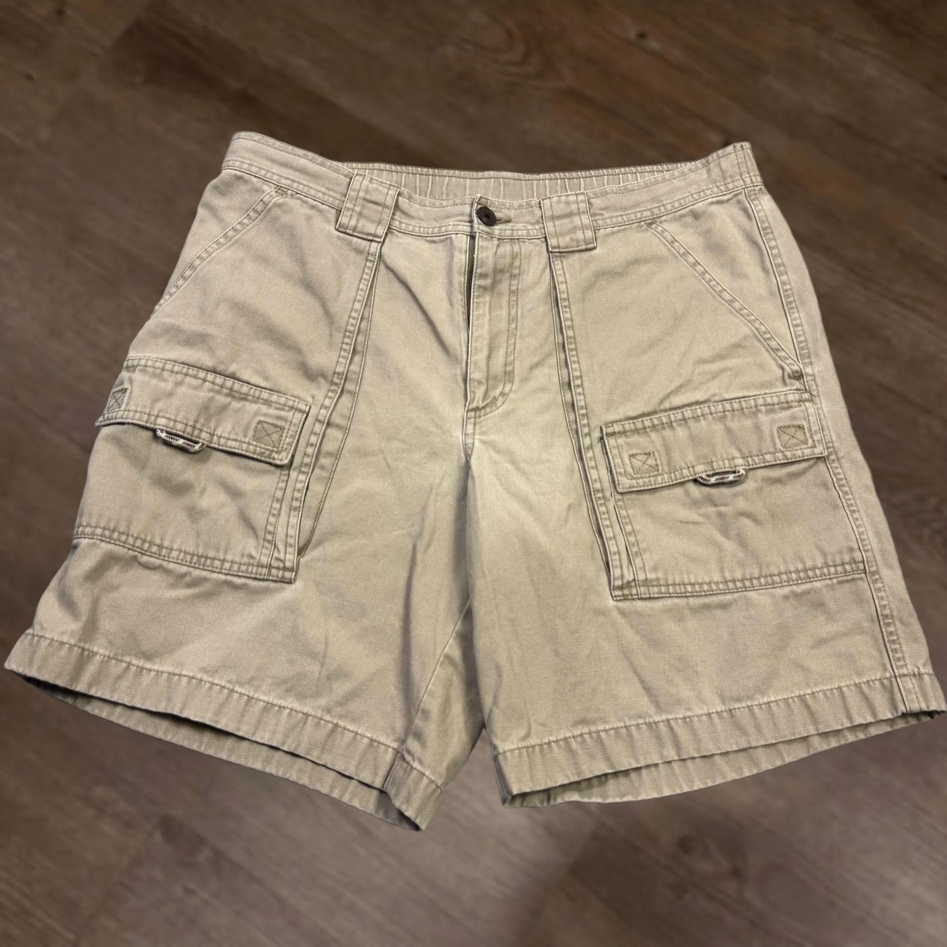 Oakley × Vintage Vintage Oakley Cargo Baggy Shorts Jorts 33 | Grailed