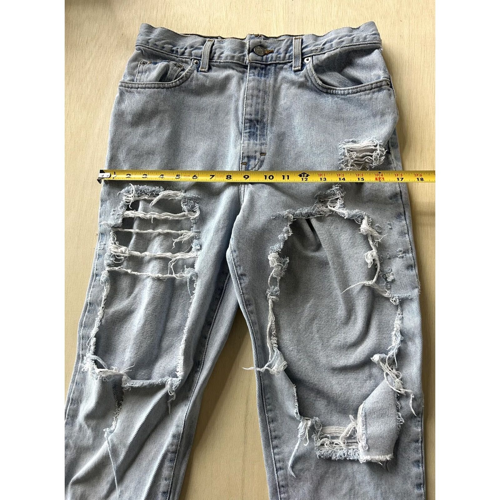 Calvin Klein Calvin Klein Jeans Womens 30x28 Light Wash Mid Rise Distressed Straight Leg Denim Jeans Mens? Size 30" / US 8 / IT 44 - 5 Thumbnail