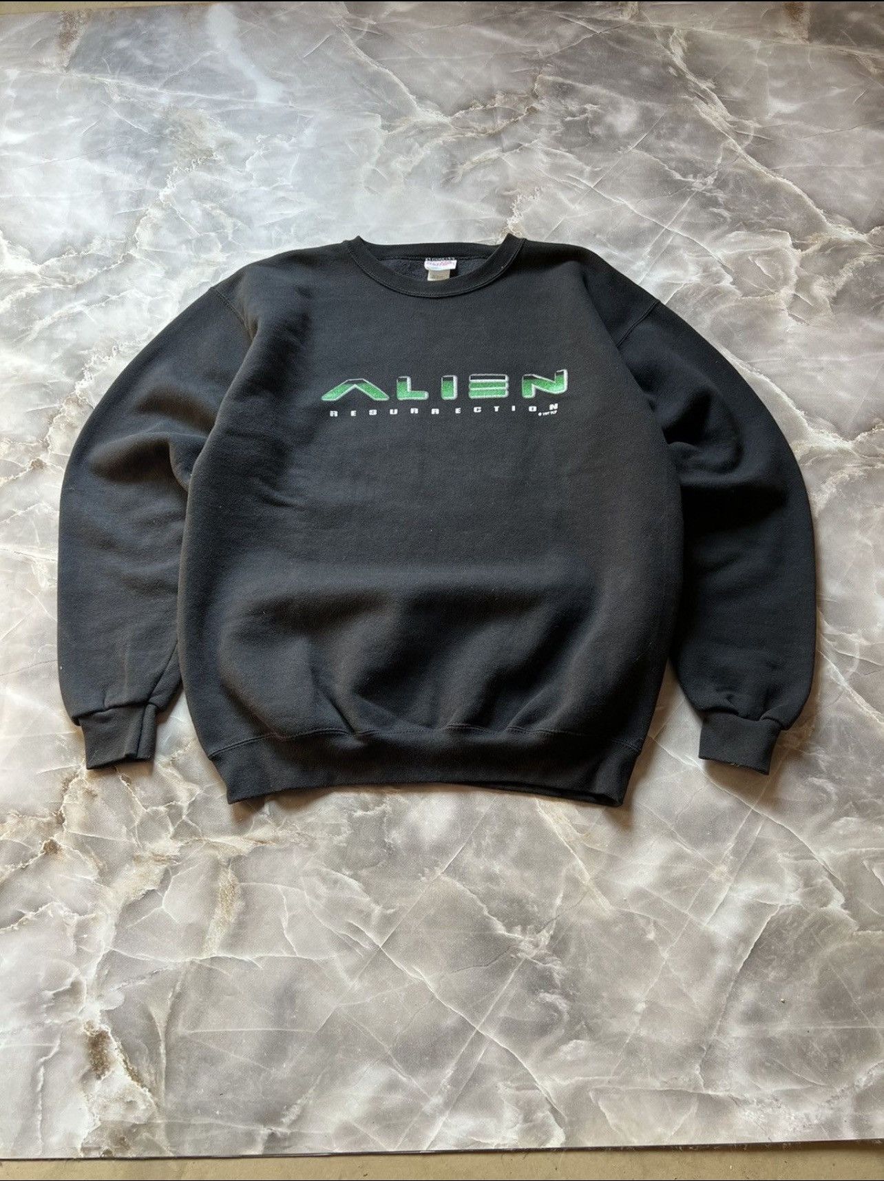 Vintage Rare 1997 Alien Resurrection Vintage Sweatshirt Size US L / EU 52-54 / 3 - 2 Thumbnail