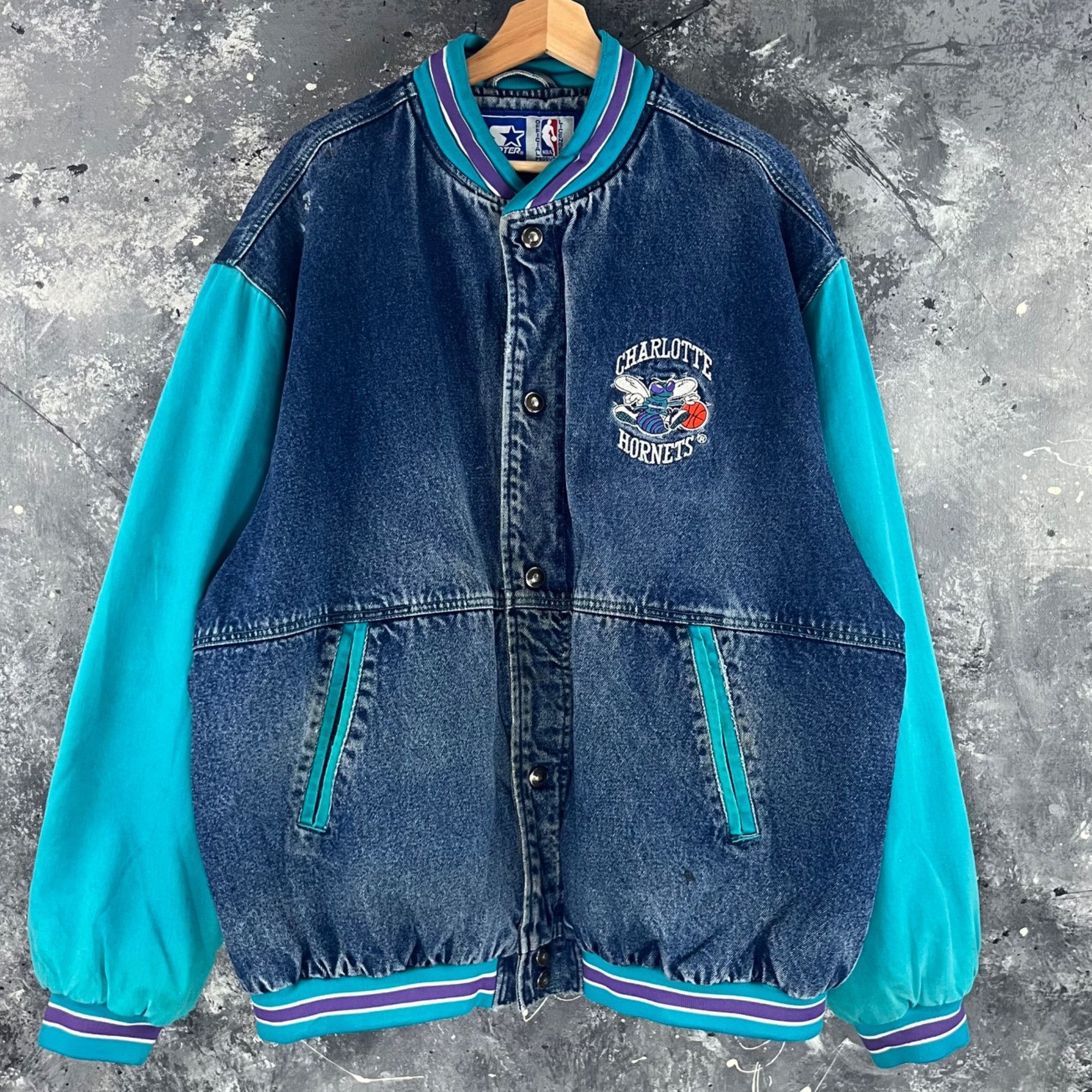 NBA × Starter × Vintage Vintage Charlotte Hornets varsity jacket Size US XXL / EU 58 / 5 - 1 Thumbnail