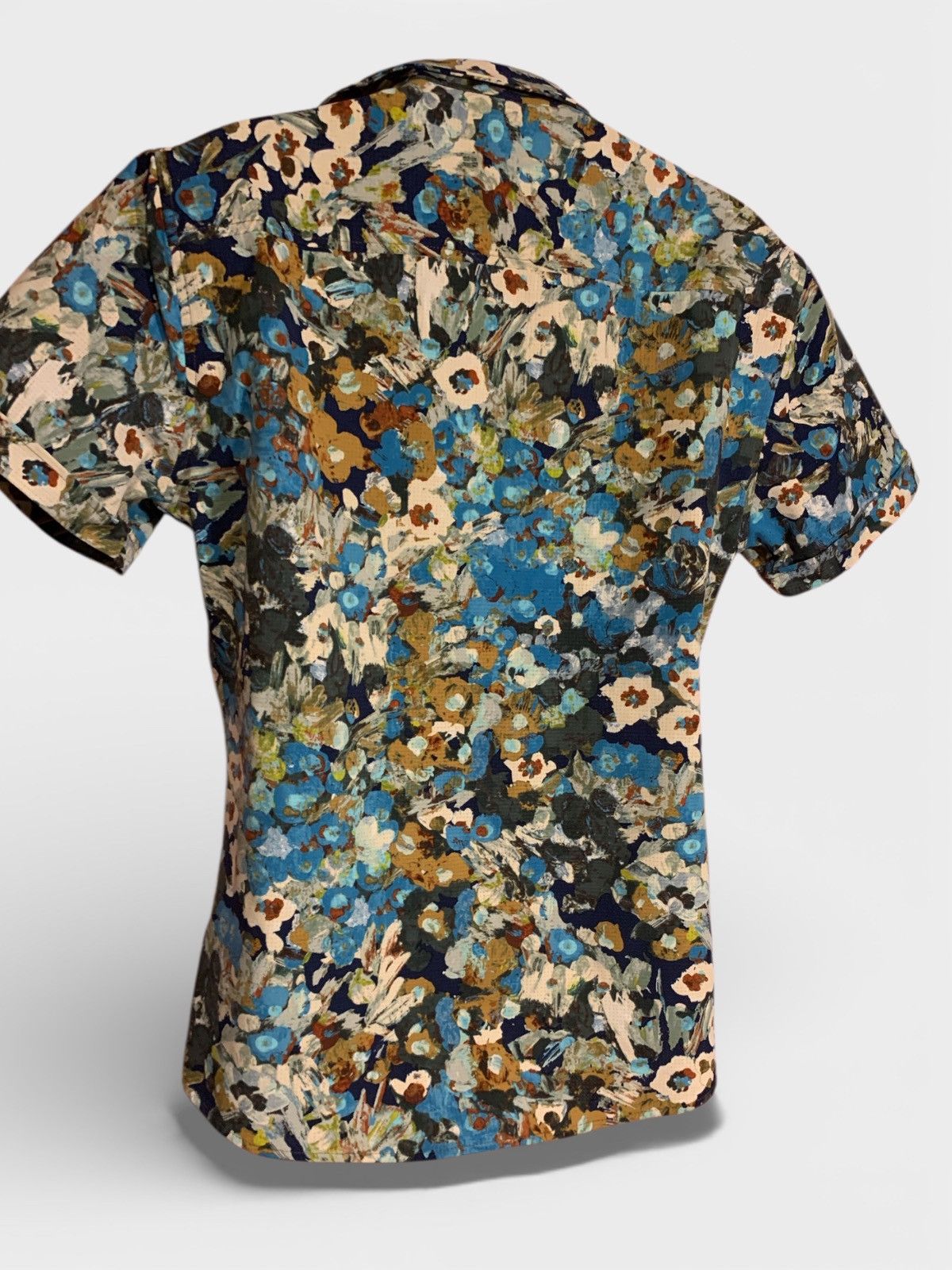 Apt. 9 Floral Button Down (item#10129) Size US S / EU 44-46 / 1 - 4 Thumbnail