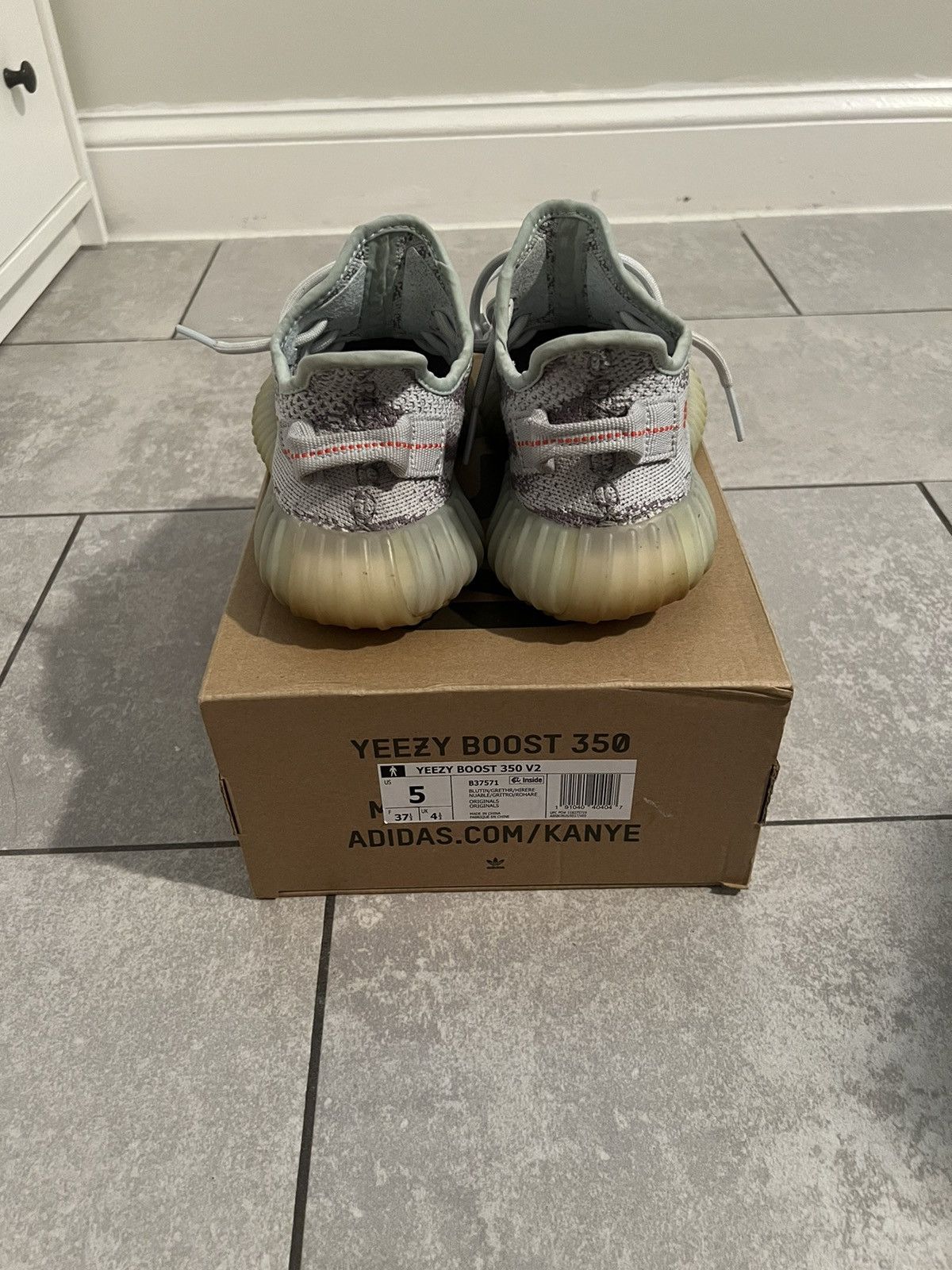 Adidas Adidas Yeezy Boost 350 V2 ‘Blue Tint’ (2017) Size 5 Size US 5 / EU 37 - 4 Thumbnail