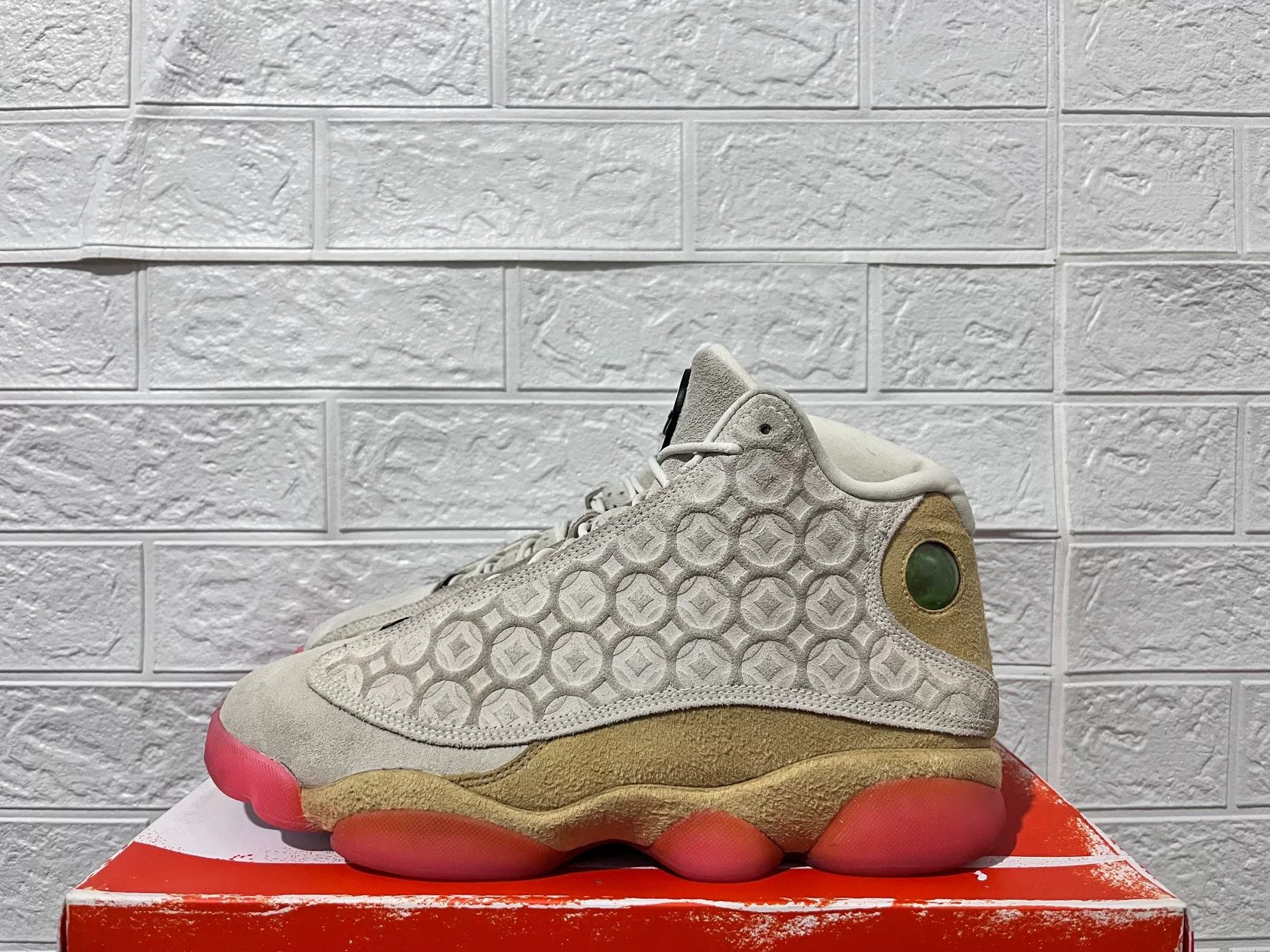 Nike Nike AJ13 Lowtop Sneakers 11 Men Size US 11 / EU 44 - 1 Thumbnail