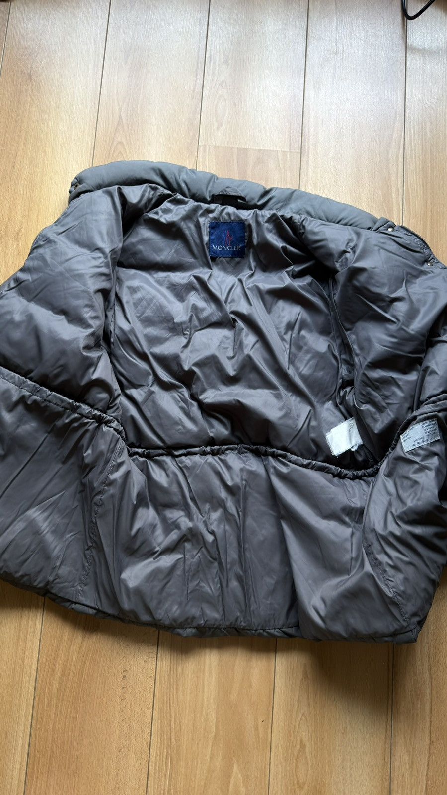 Moncler Moncler vintage down jacket puffer Size US M / EU 48-50 / 2 - 11 Thumbnail