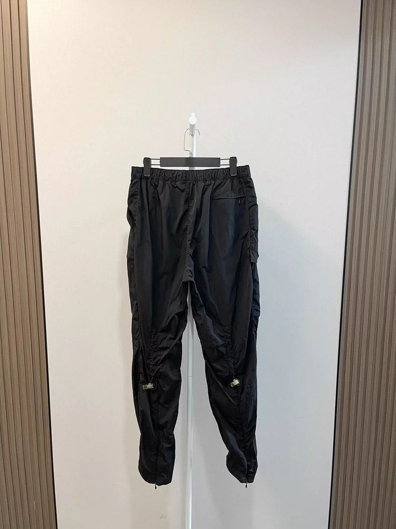 Louis Vuitton Louis Vuitton black 2-2508 Size US 26 / EU 42 - 2 Thumbnail