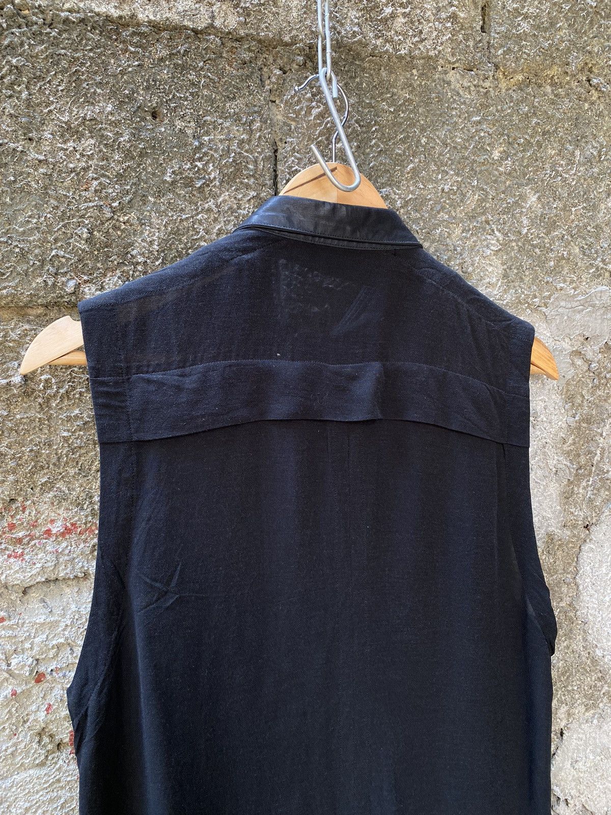 Julius MA_JULIUS S/S 15 Sleeveless Size US S / EU 44-46 / 1 - 8 Thumbnail