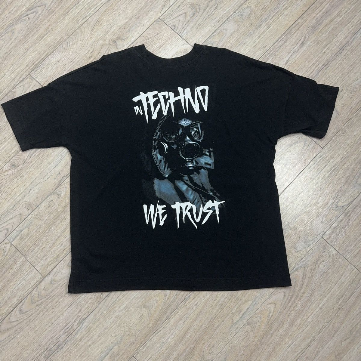 Band Tees Vintage Y2K In Techno We Trust Festival Black T-shirt Size US L / EU 52-54 / 3 - 1 Thumbnail
