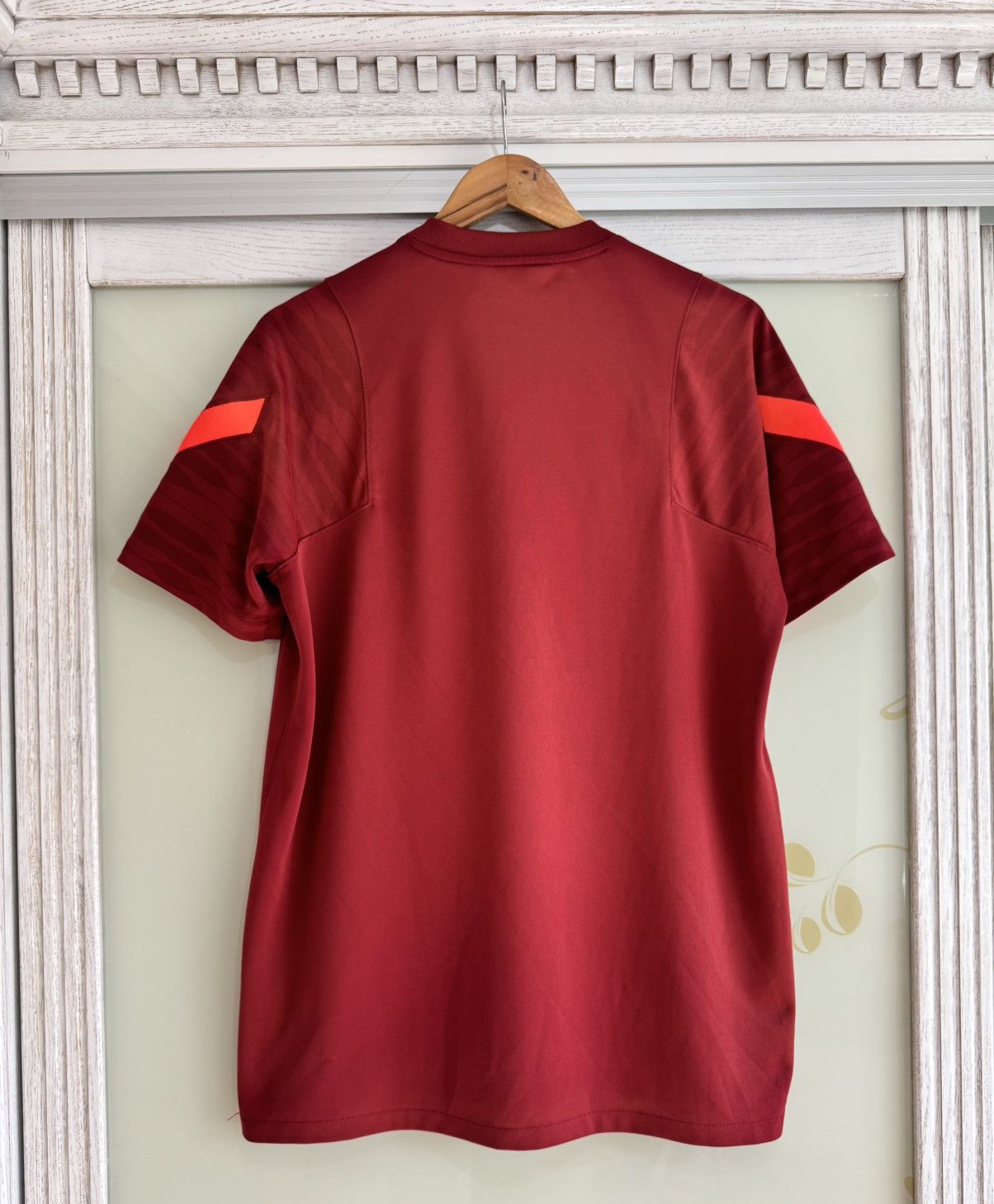 Nike Liverpool 2021-2022 Soccer Training Jersey Football Kit Size US L / EU 52-54 / 3 - 2 Thumbnail