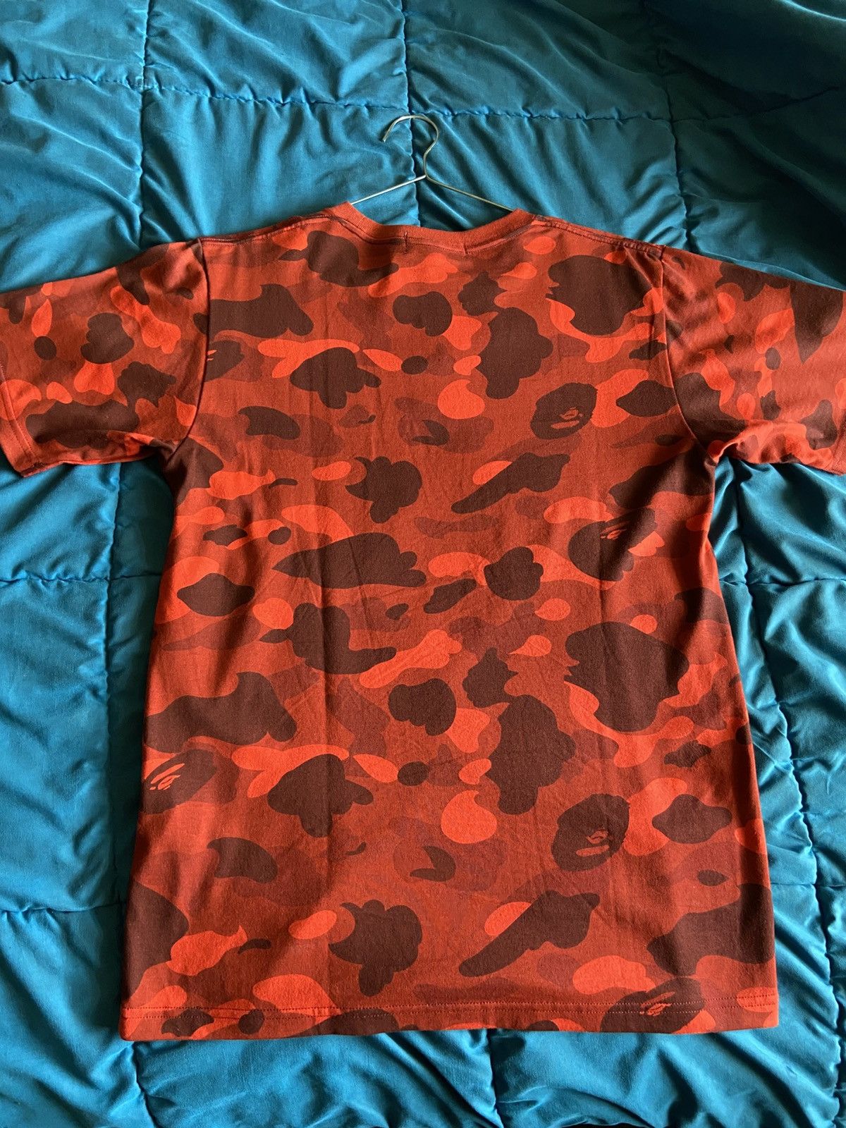 Bape Bape Apehead Camo Mens size Medium T shirt New with tags Size US S / EU 44-46 / 1 - 8 Thumbnail