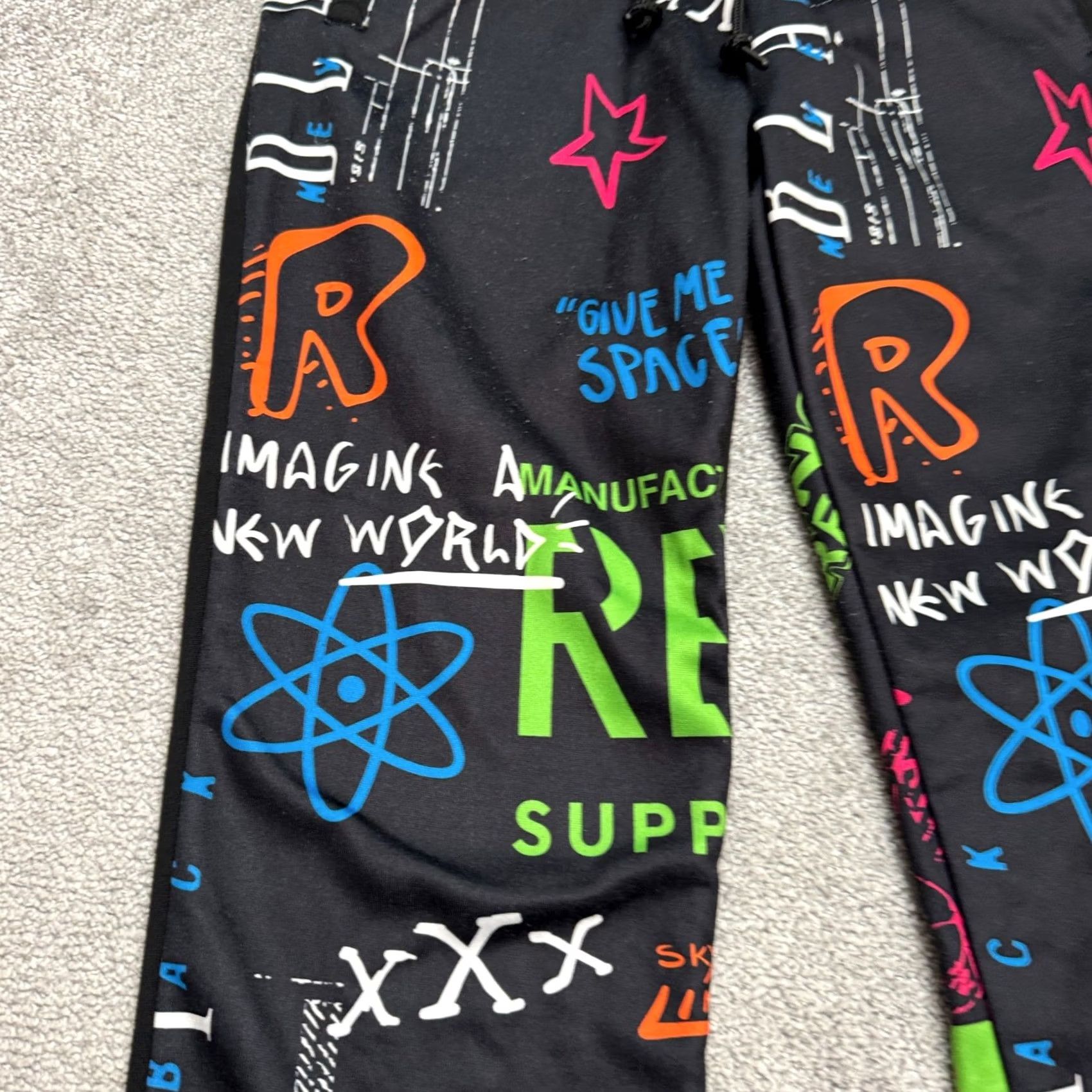Reason Reason Graffiti Space Print Graphic Jogger Sweatpants Men S Black Streetwear Size US 29 - 3 Thumbnail