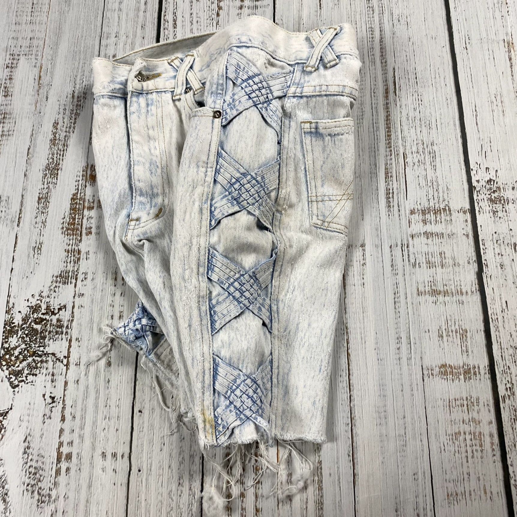 Vintage VINTAGE Anti-basic 80s High Waisted Cut-Off Mom Shorts Denim Jorts Women's 9/10 Blue New Wave Size 30" / US 8 / IT 44 - 5 Thumbnail