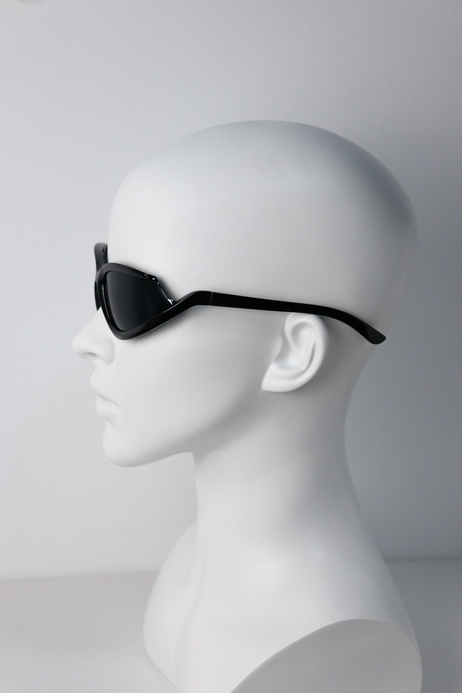 Other Y2k Avant Garde Futuristic Black Sunglasses Unisex OS Size ONE SIZE - 6 Thumbnail
