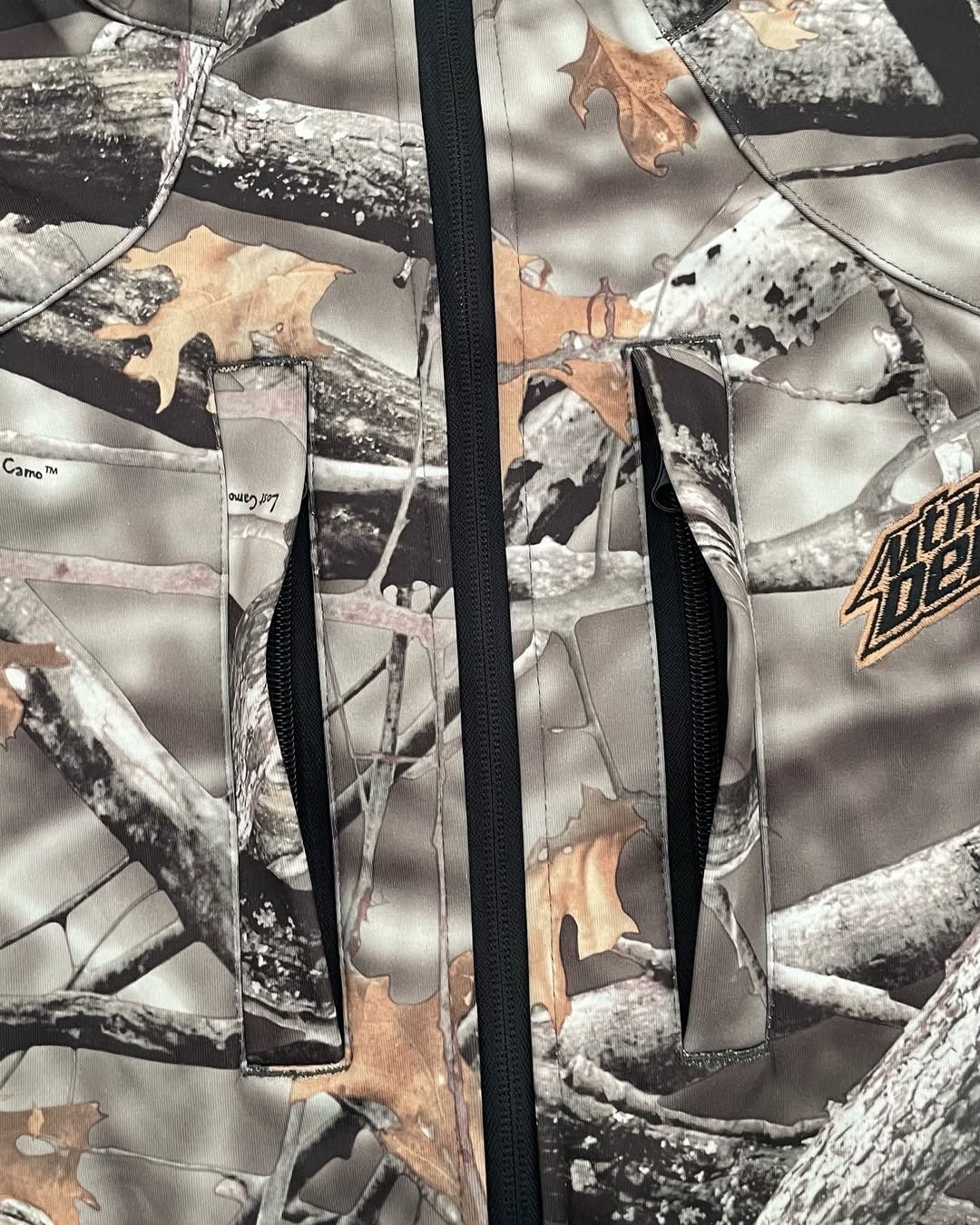 Mountain Dew × Realtree × Vintage Vintage Moutain Dew Real Tree Half sleeve Puffer Jacket Size US XL / EU 56 / 4 - 5 Thumbnail