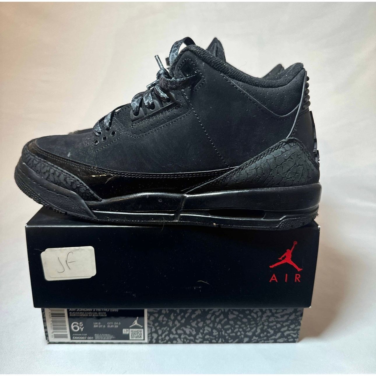 Jordan Brand × Nike Size 6.5 - Air Jordan 3 Retro GS Black Cat 2025 Men's Shoes Size US 6.5 / EU 39-40 - 8 Thumbnail